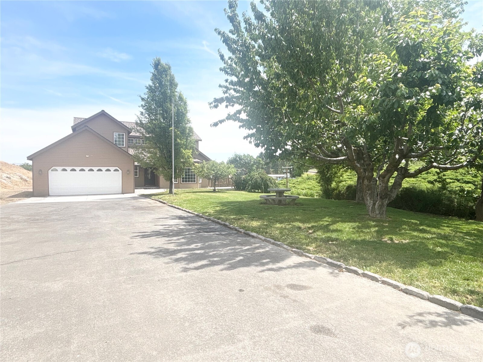 2261 Pleasant Hill Rd Selah WA 98942