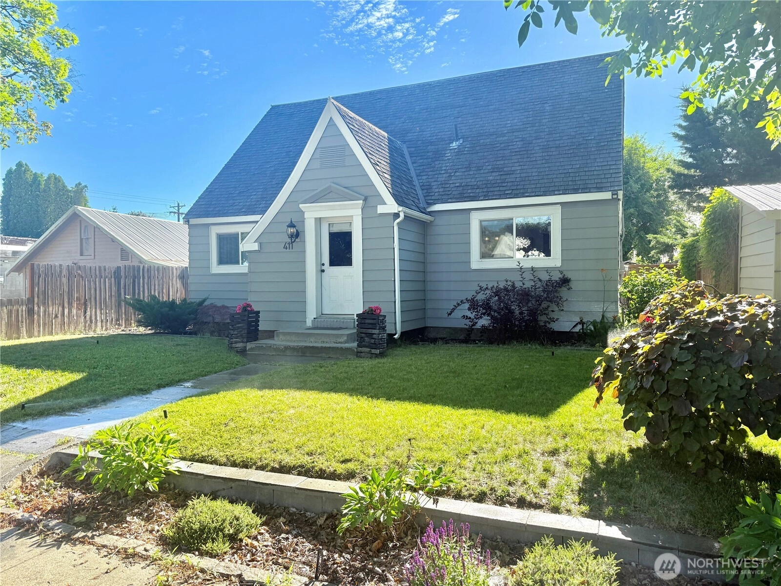 411 Ash St S Unit  Omak WA 98841