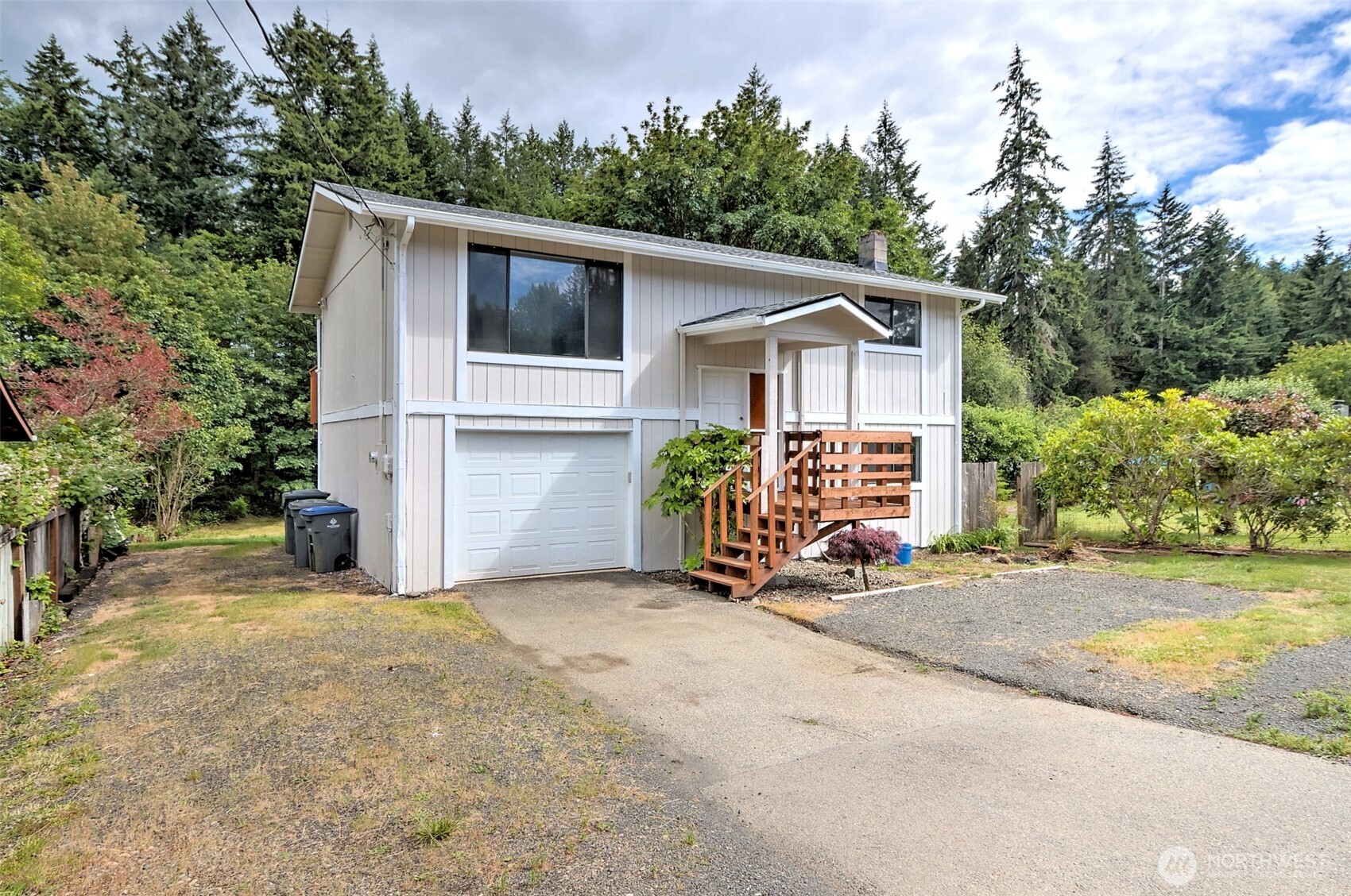 2064 Lake Blvd Shelton WA 98584
