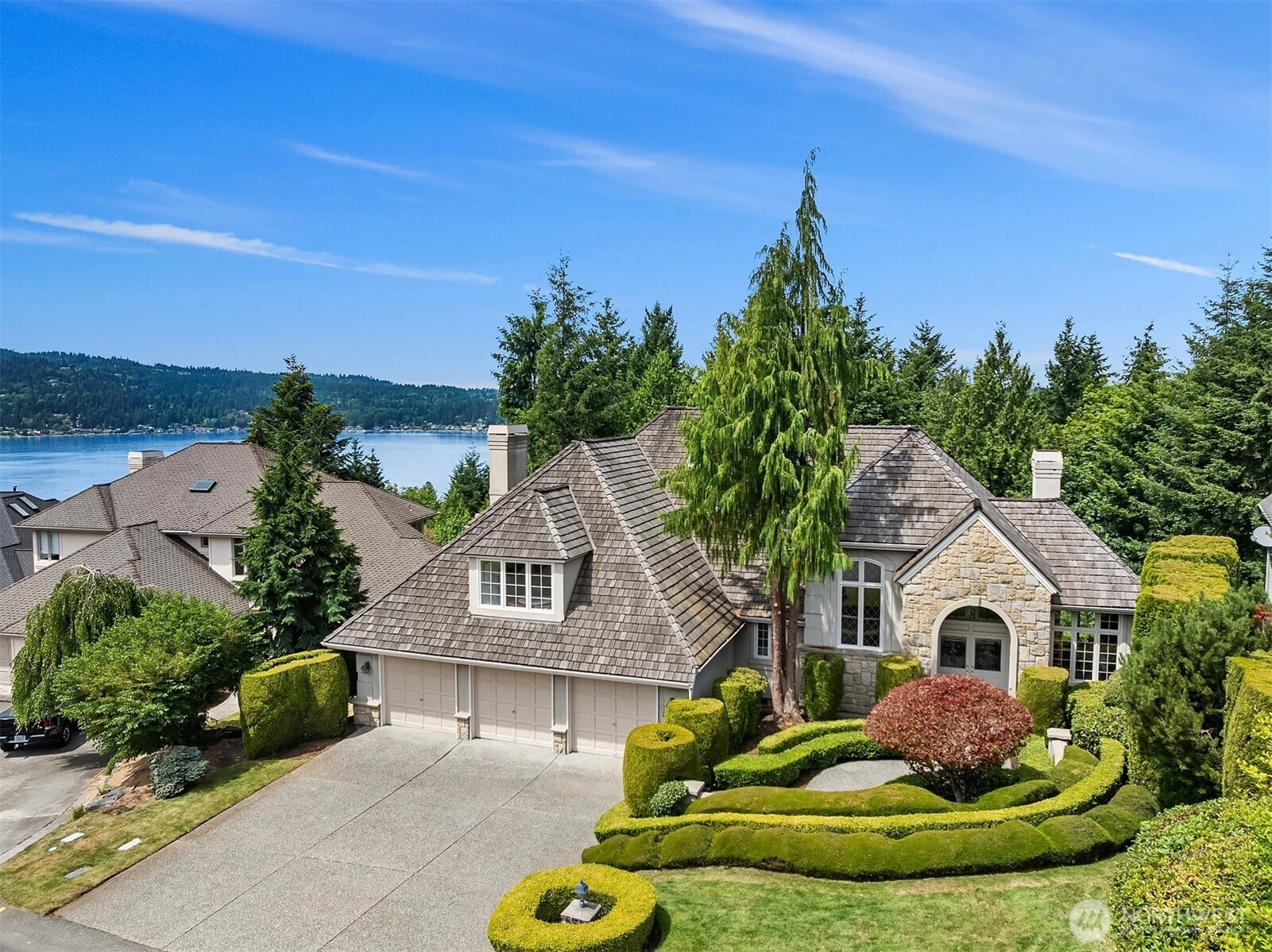 19524 SE 24th Pl Unit  Sammamish WA 98075