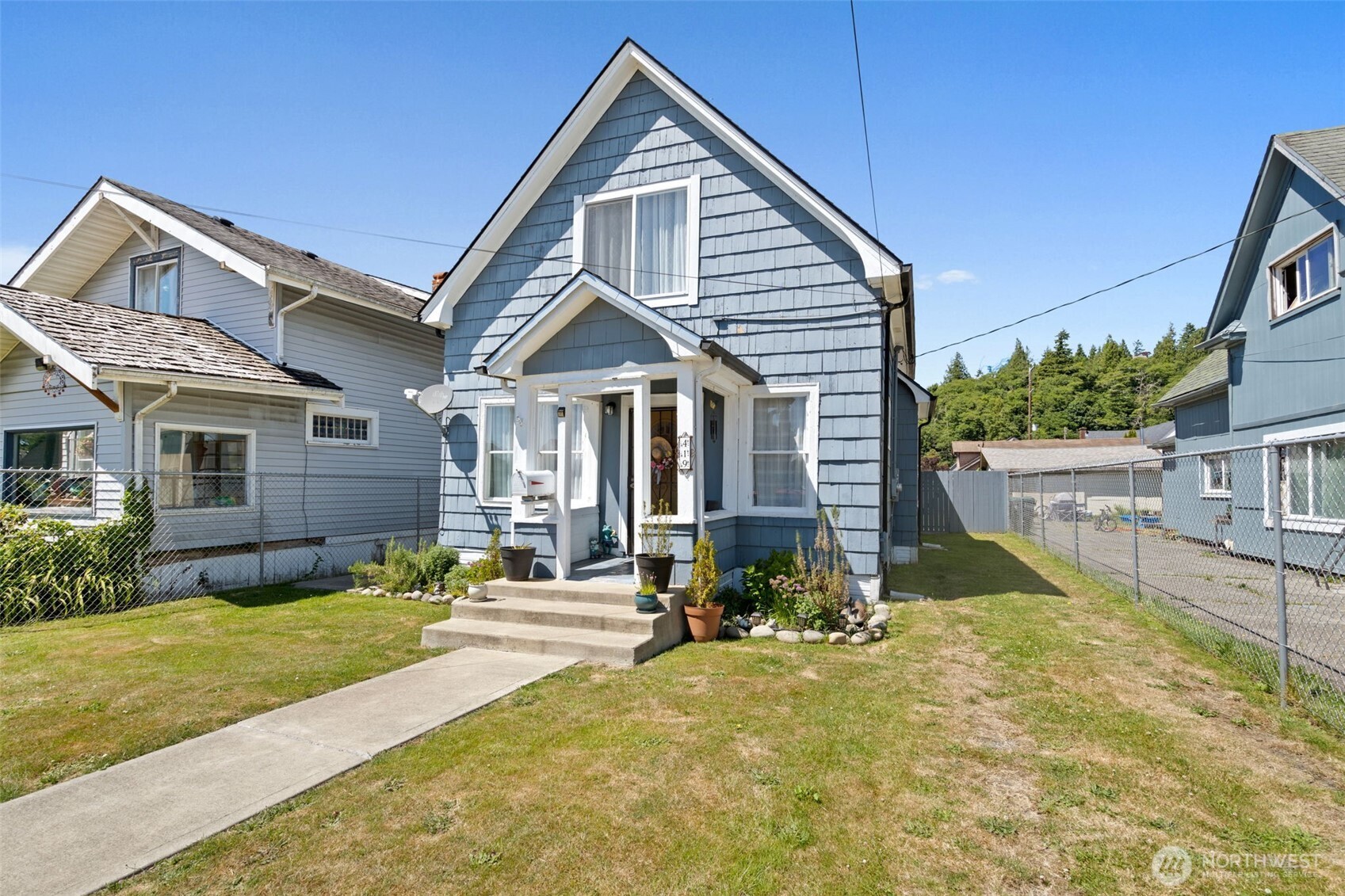 419 Karr Ave Hoquiam WA 98550