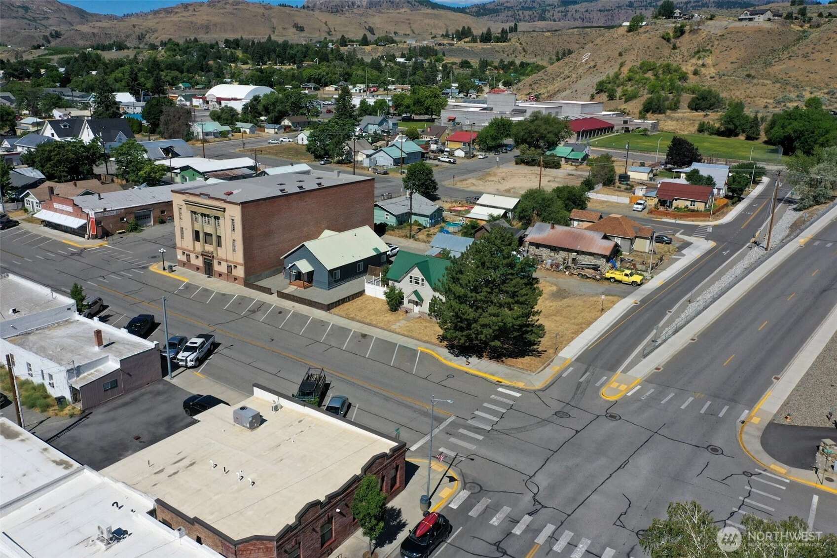 112 3rd Ave S Unit  Okanogan WA 98840