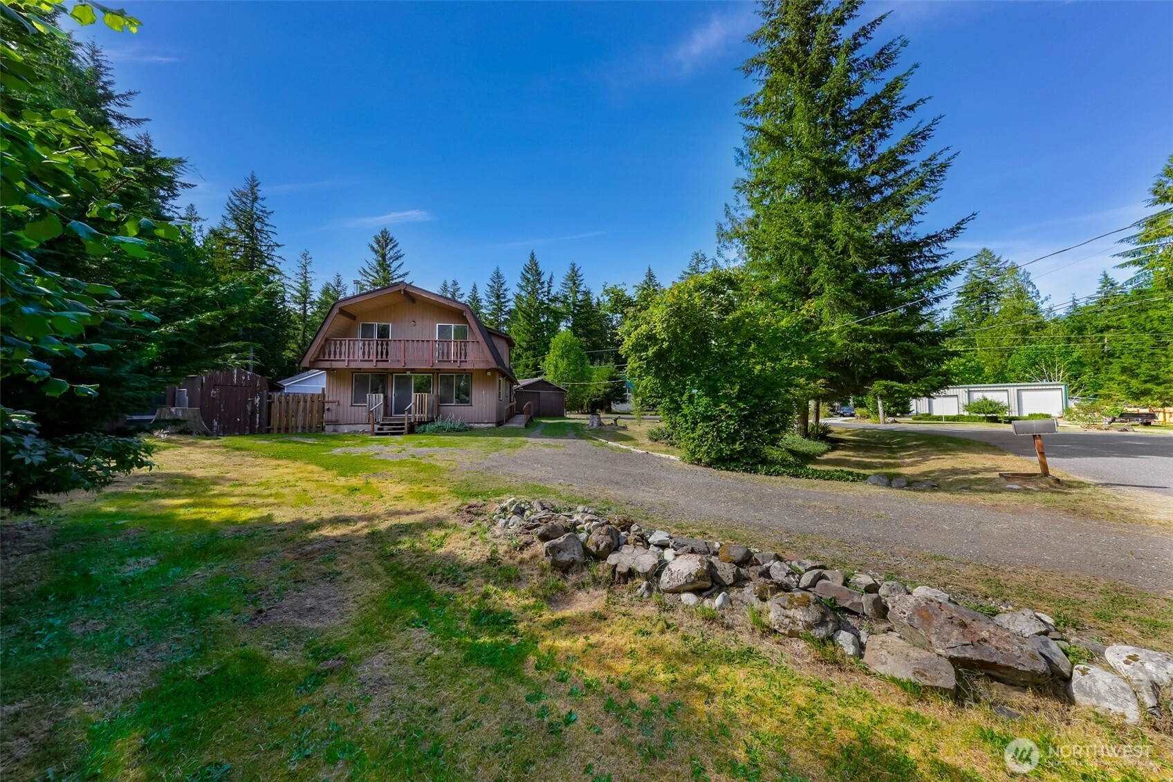 1131 Deep Valley Dr Maple Falls WA 98266
