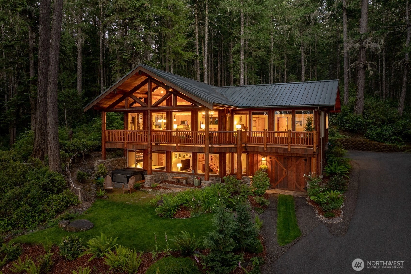 31 E Bowsprit Ln Union WA 98592