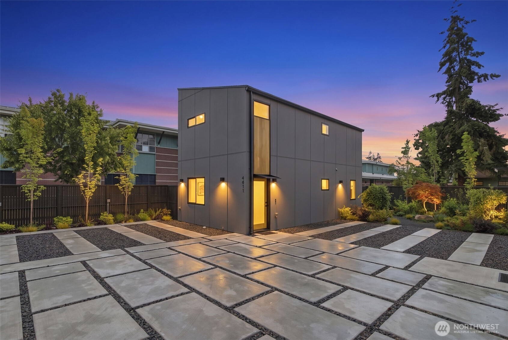 4411 S Holly St Seattle WA 98118