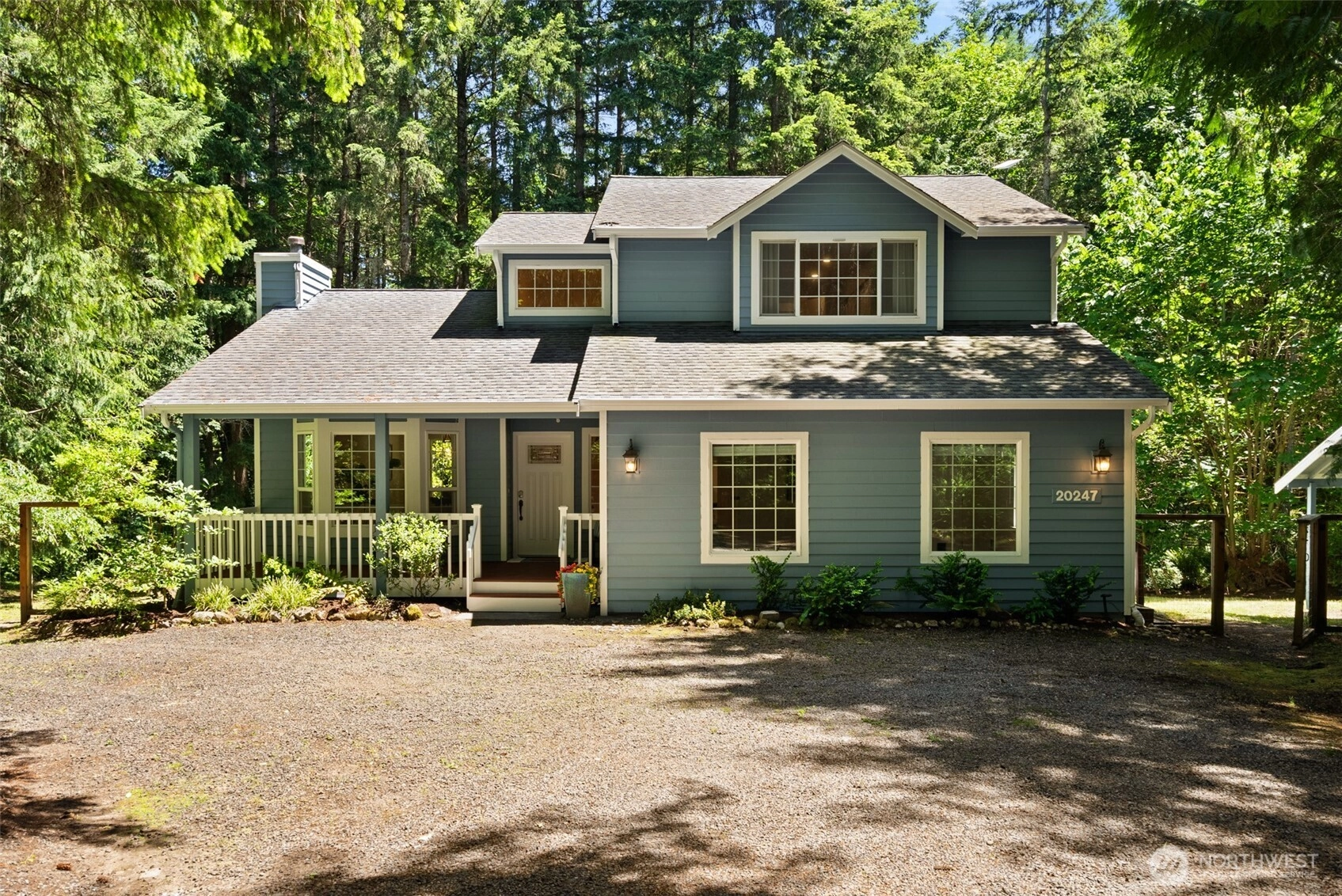20247 Robin Ln NE Suquamish WA 98392