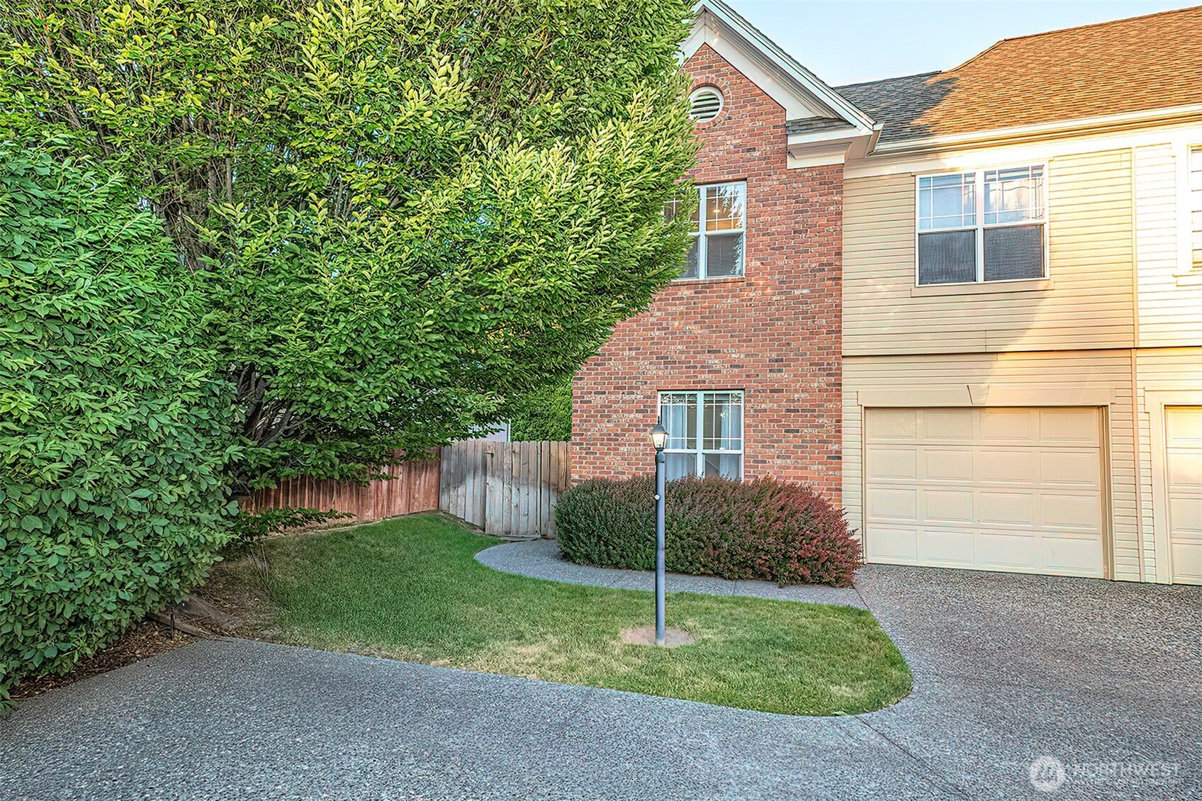 278 NE Deccio Rd College Place WA 99324