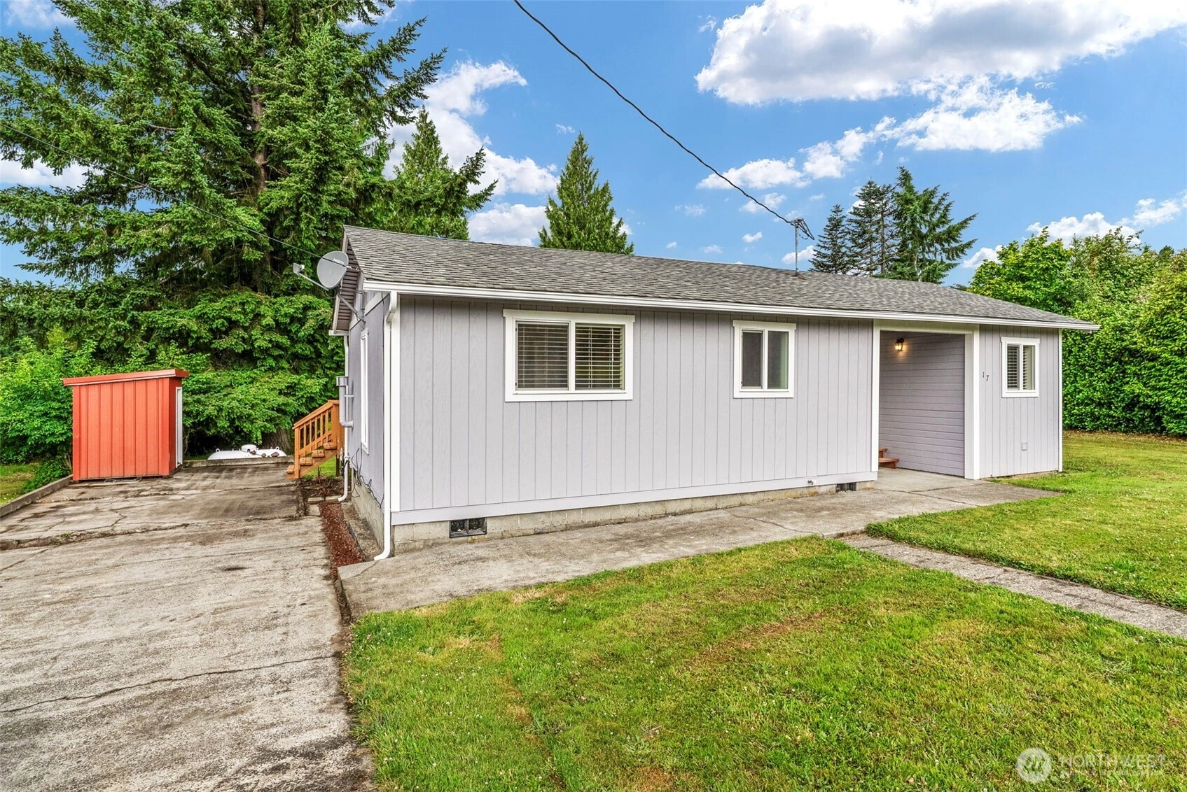 175 Jacobson Rd Cathlamet WA 98612