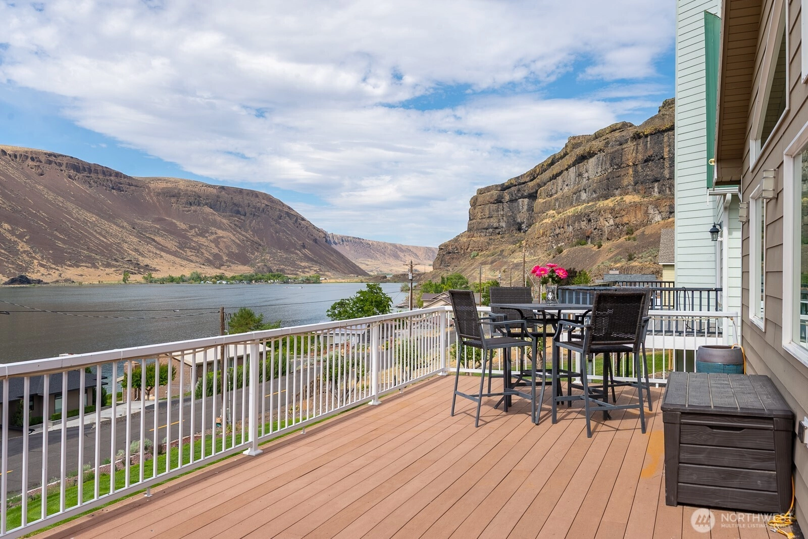 32611 Lakeshore Dr NE Unit  Coulee City WA 99115