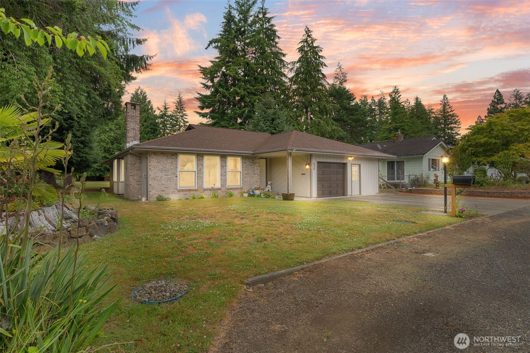 624 W Cedar Ave Montesano WA 98563