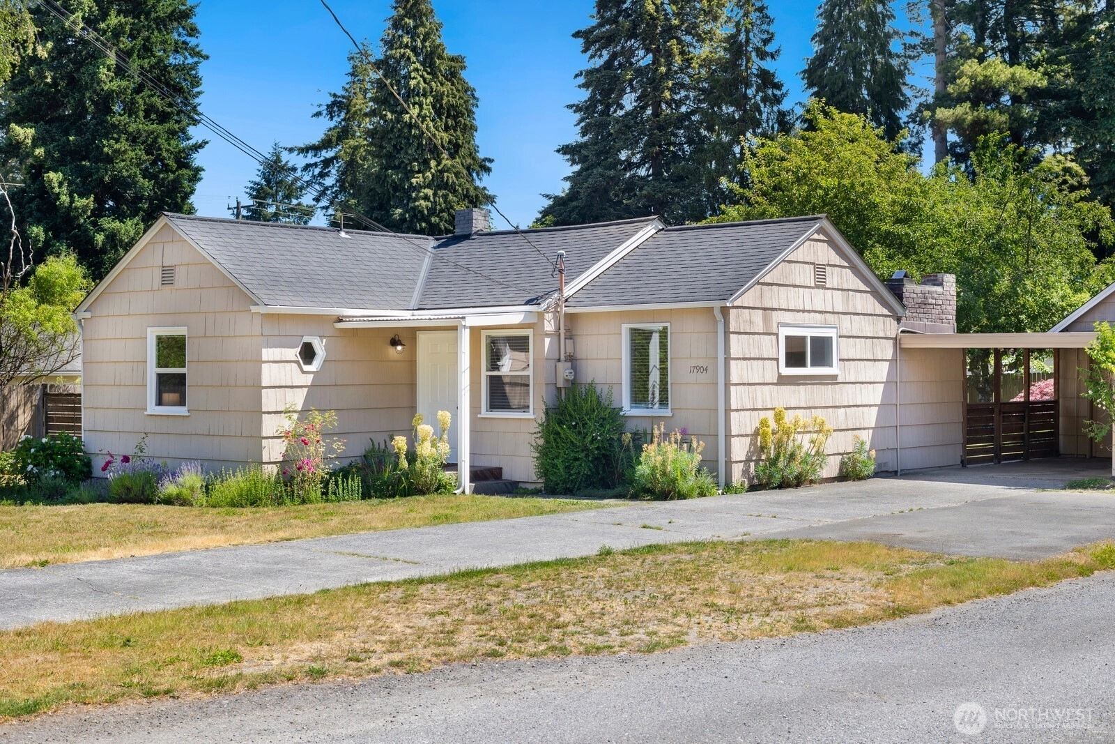 17904 8th Ave NE Unit  Shoreline WA 98155