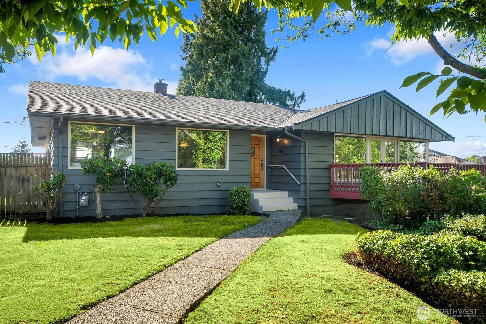 4631 48th Ave S Unit  Seattle WA 98118