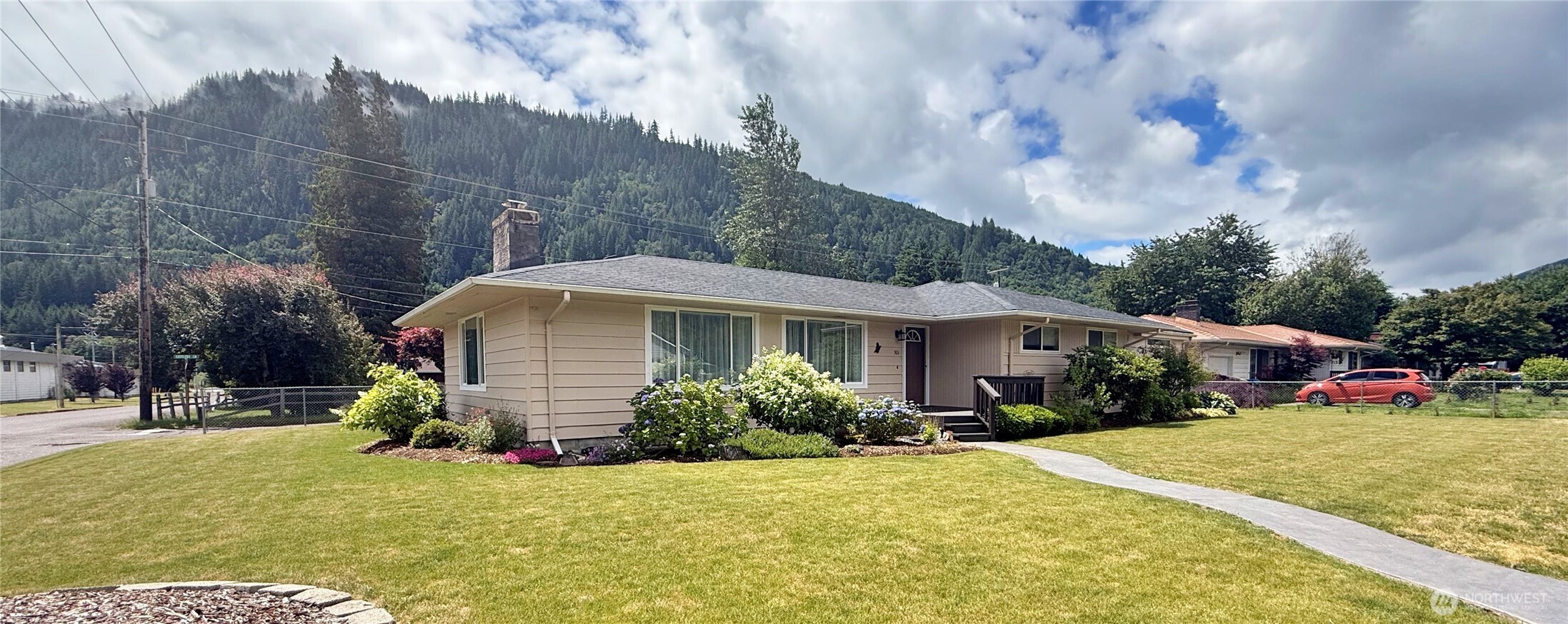 301 Temple Ave Morton WA 98356