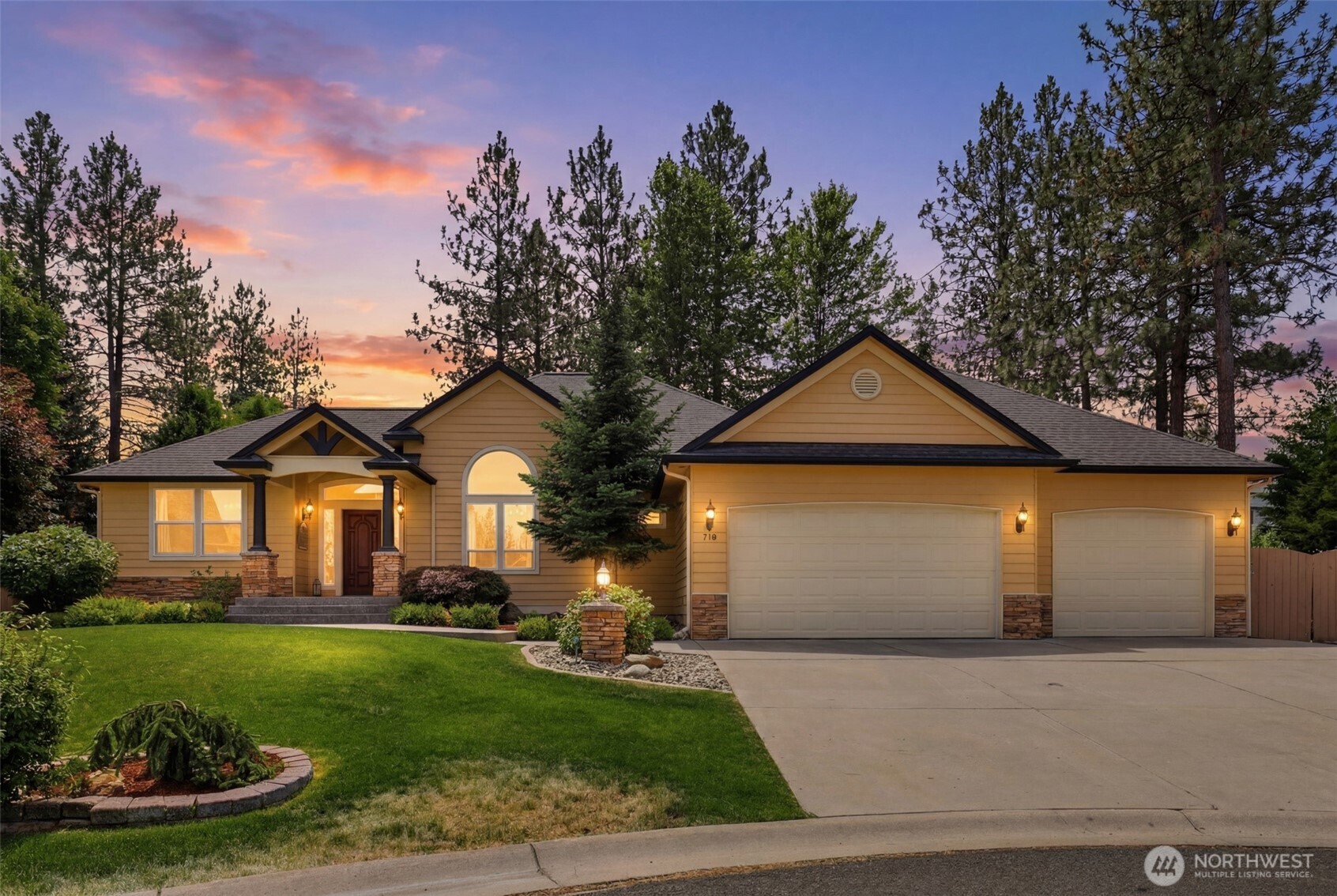 710 E Erica Ct Spokane WA 99208