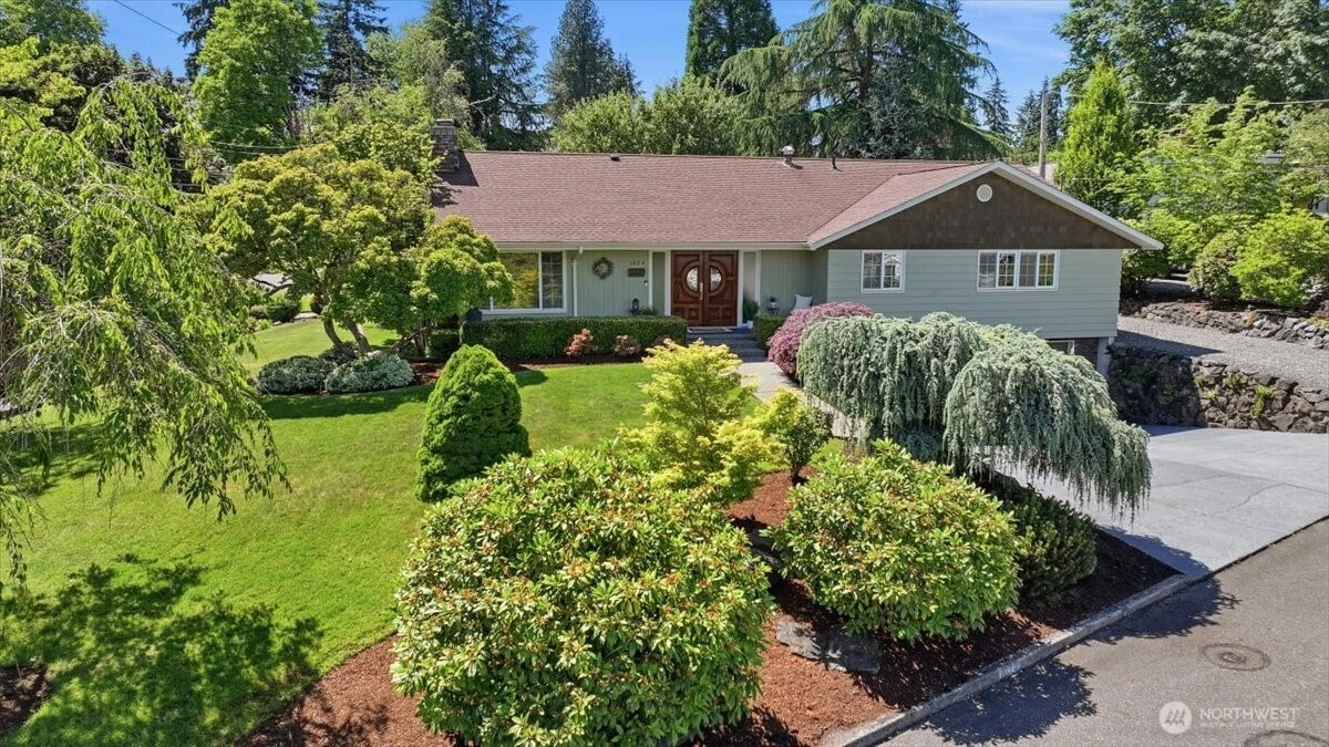 1024 Crestwood Ln Fircrest WA 98466