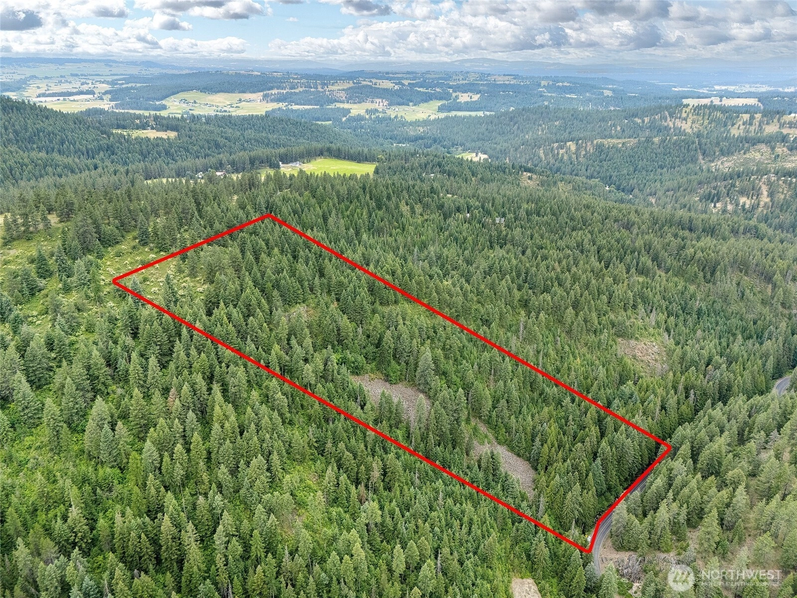 19960 + 19970 N Mt Spokane Park Dr Mead WA 99021