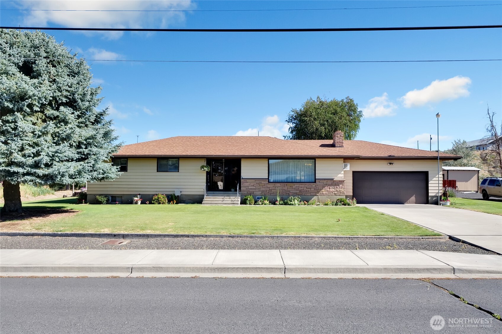 617 Sprague St Wilson Creek WA 98860