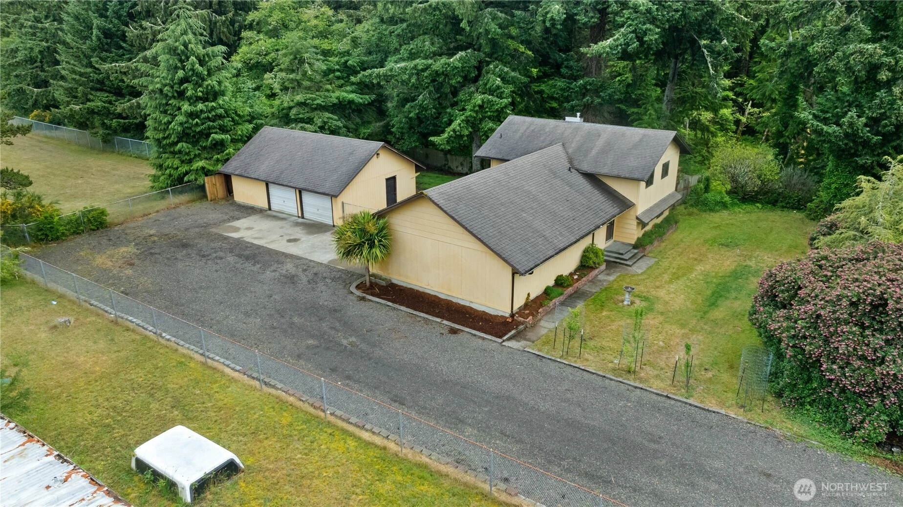 236 E Woodhill Ave Unit  Westport WA 98595