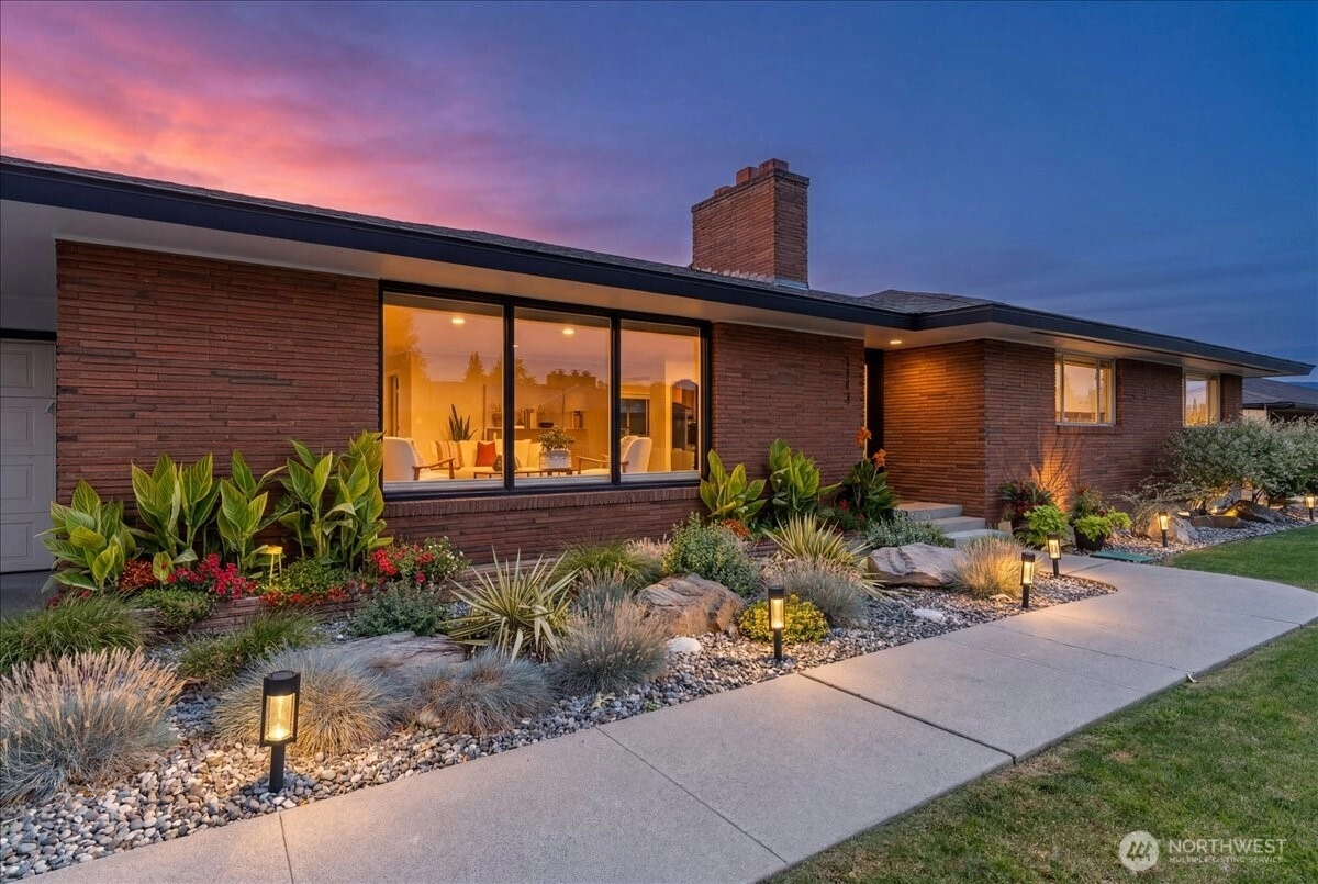 1112 Cedar St Wenatchee WA 98801