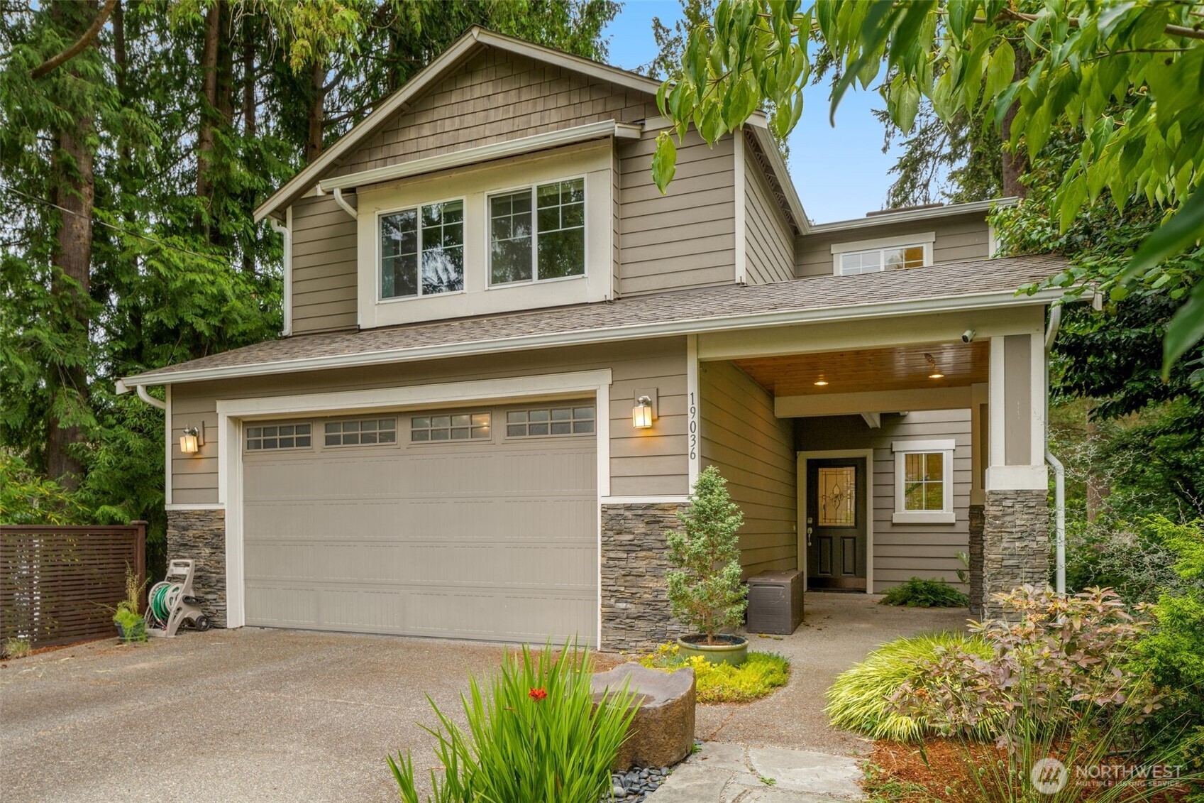 19036 18th Ave NE Shoreline WA 98155