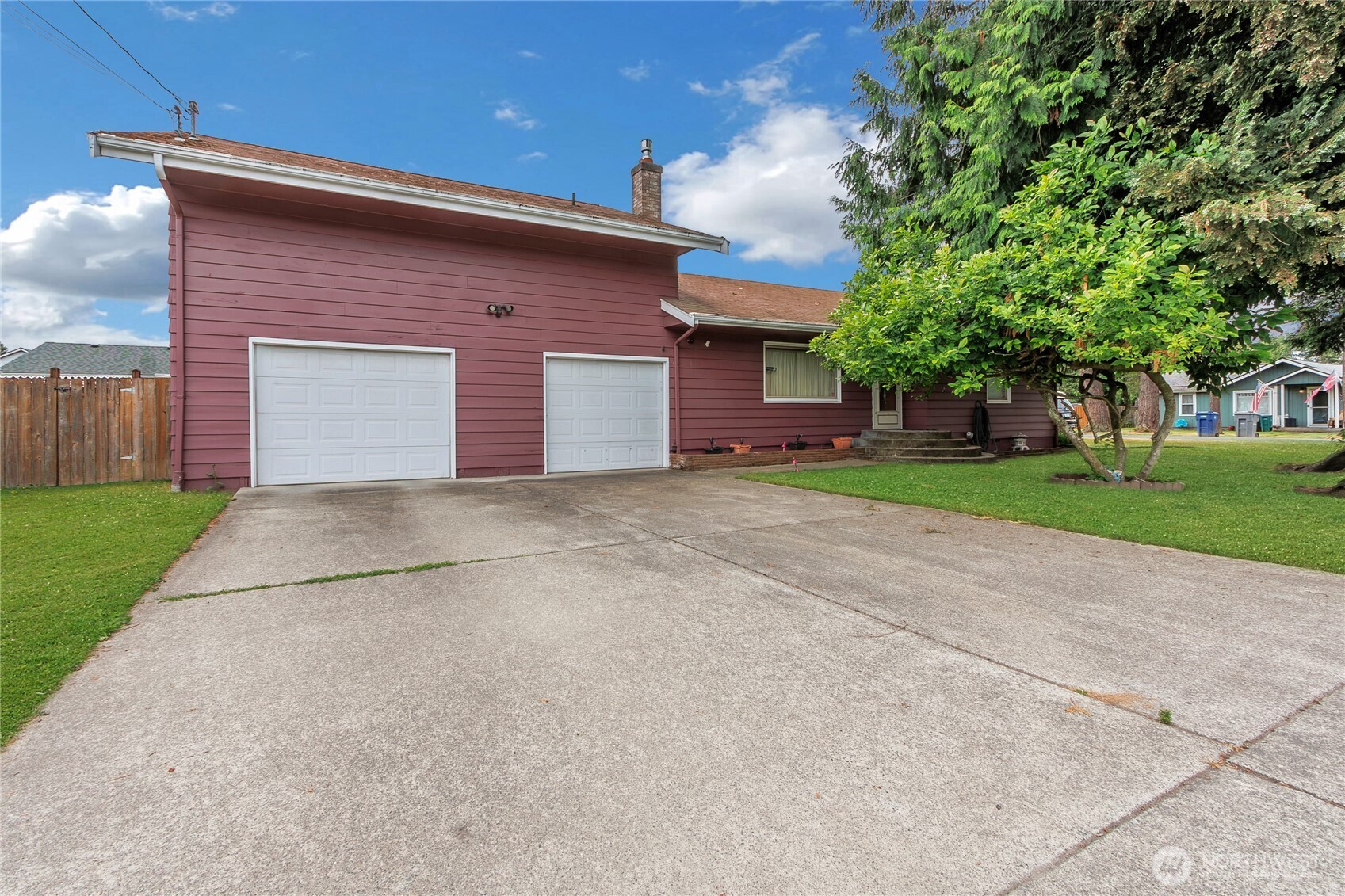 327 Chicago Blvd S Pacific WA 98047