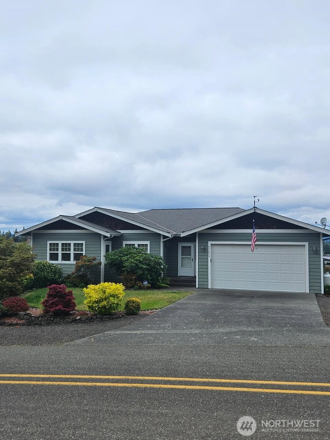 37633 Olympic View Rd NE Unit  Hansville WA 98340