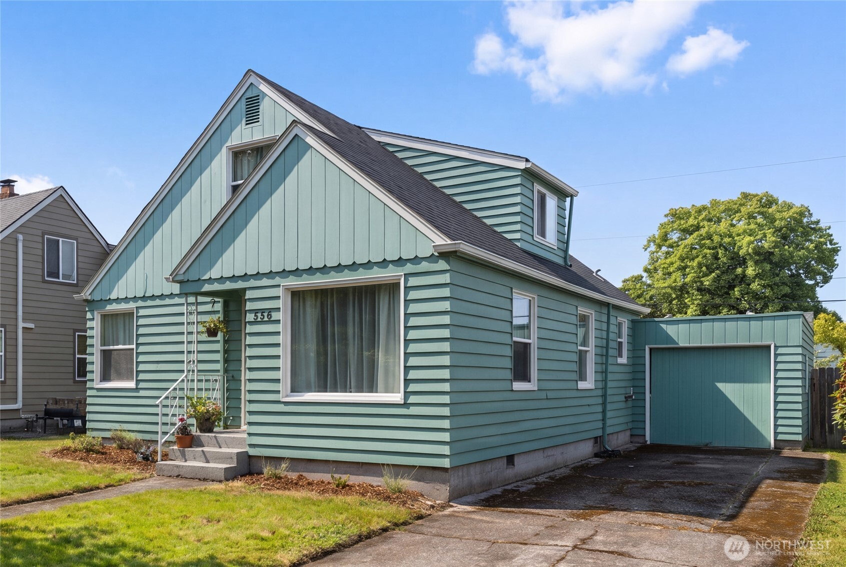 556 25th Ave Longview WA 98632