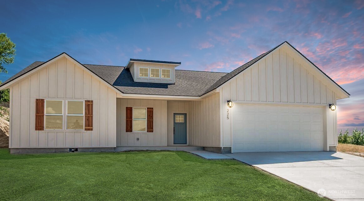 225 W Linden Ave Unit  Moses Lake WA 98837