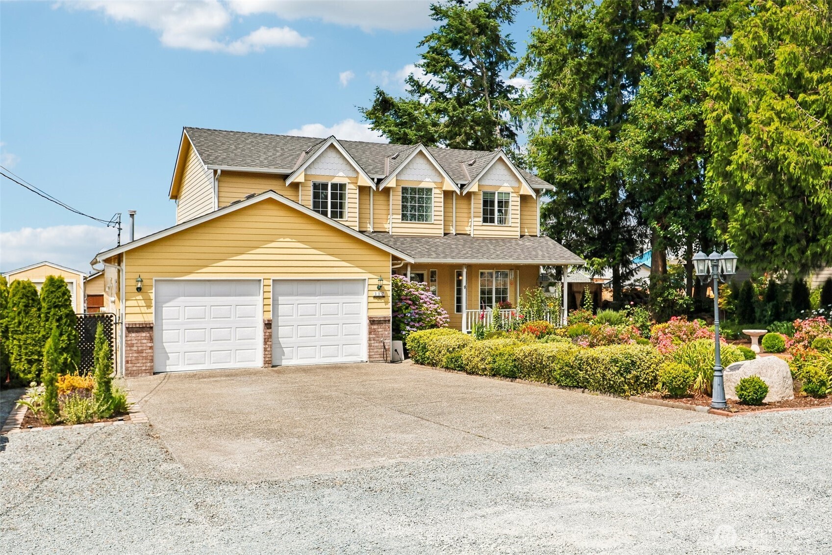 317 Melissa St Unit  Camano Island WA 98282