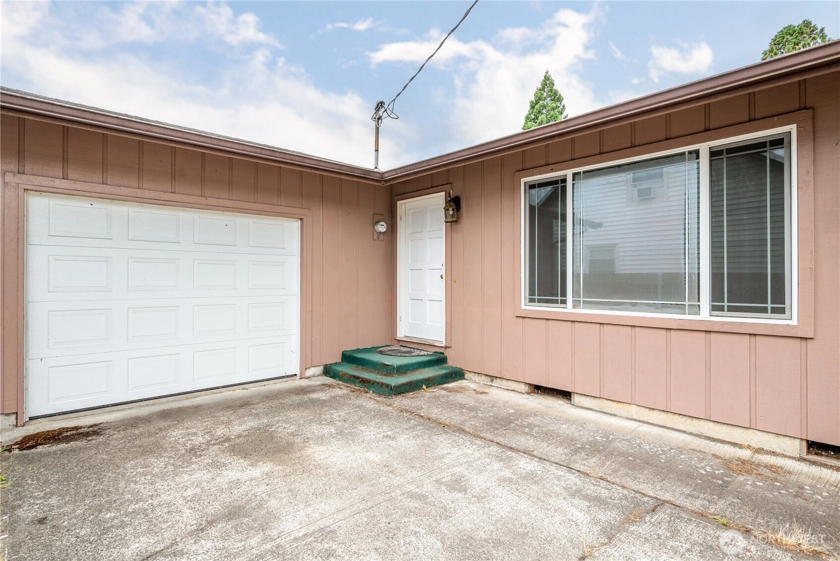 3257 Pine St Longview WA 98632