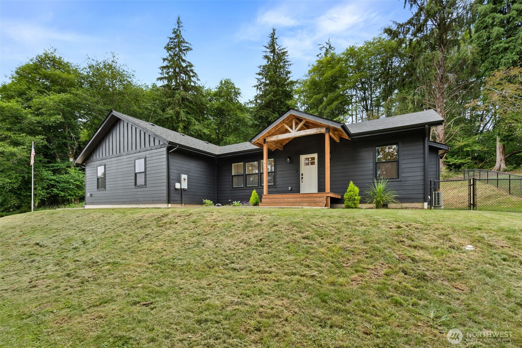 763 Harrison Ave Raymond WA 98577
