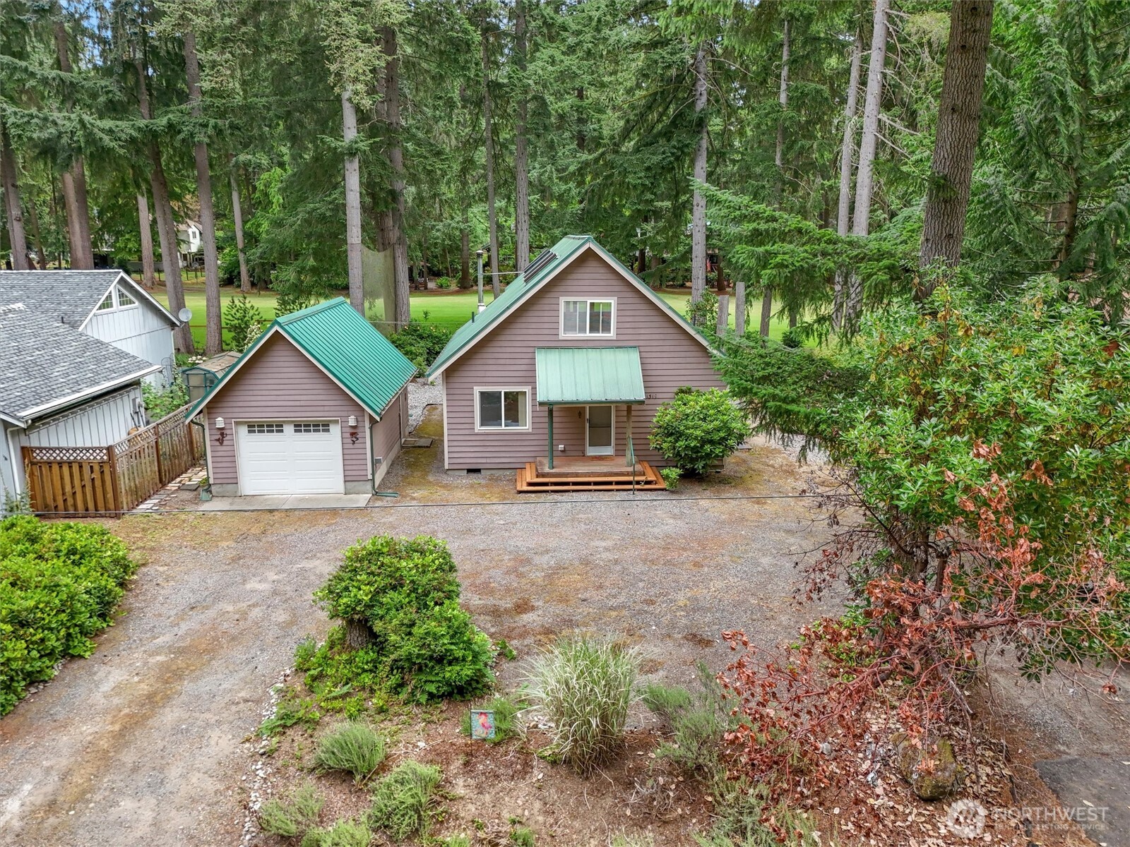 11319 Country Club Dr Unit  Anderson Island WA 98303