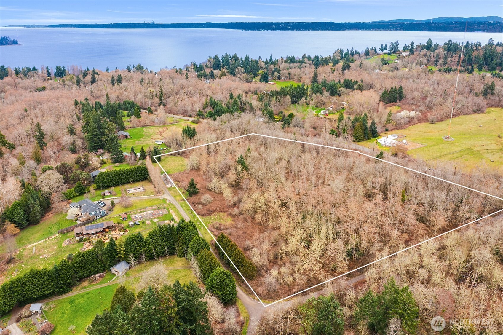 23 xxx Dockton Rd SW Vashon WA 98070