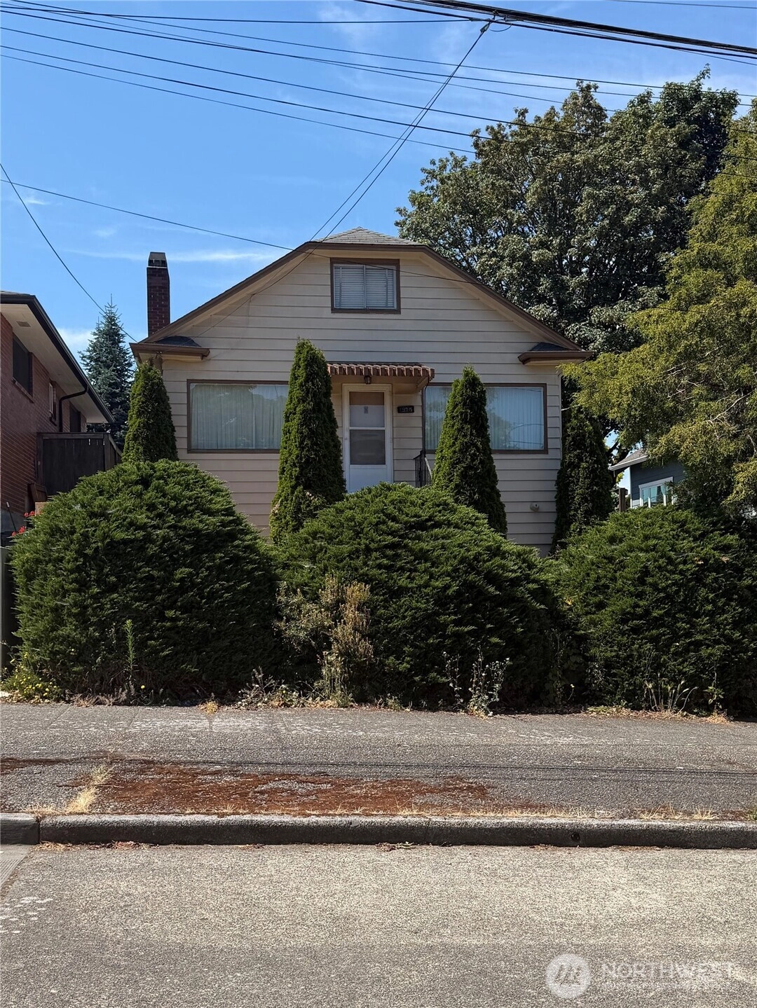 3715 40th Ave SW Seattle WA 98116