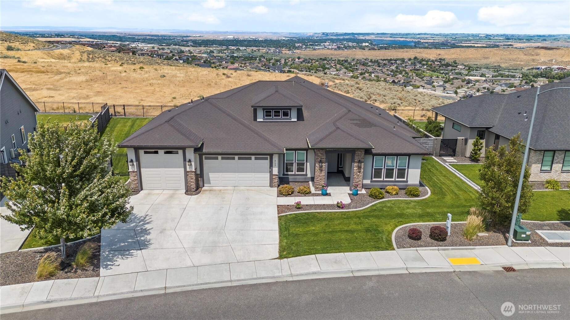 2132 Legacy Lane Richland WA 99352