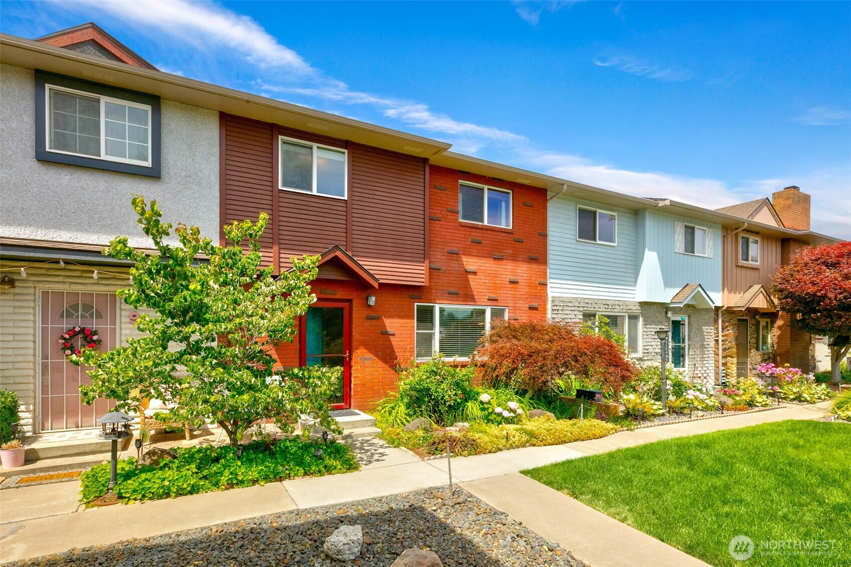100 N 56th Ave Unit 100 Unit 100 Yakima WA 98908
