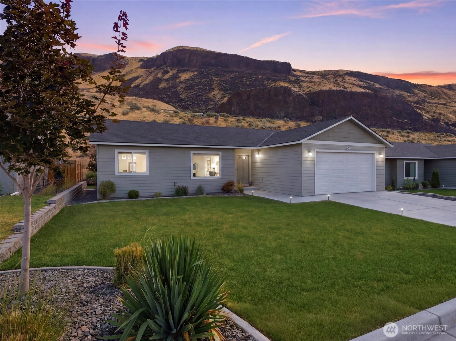 159 George Loop Rock Island WA 98850