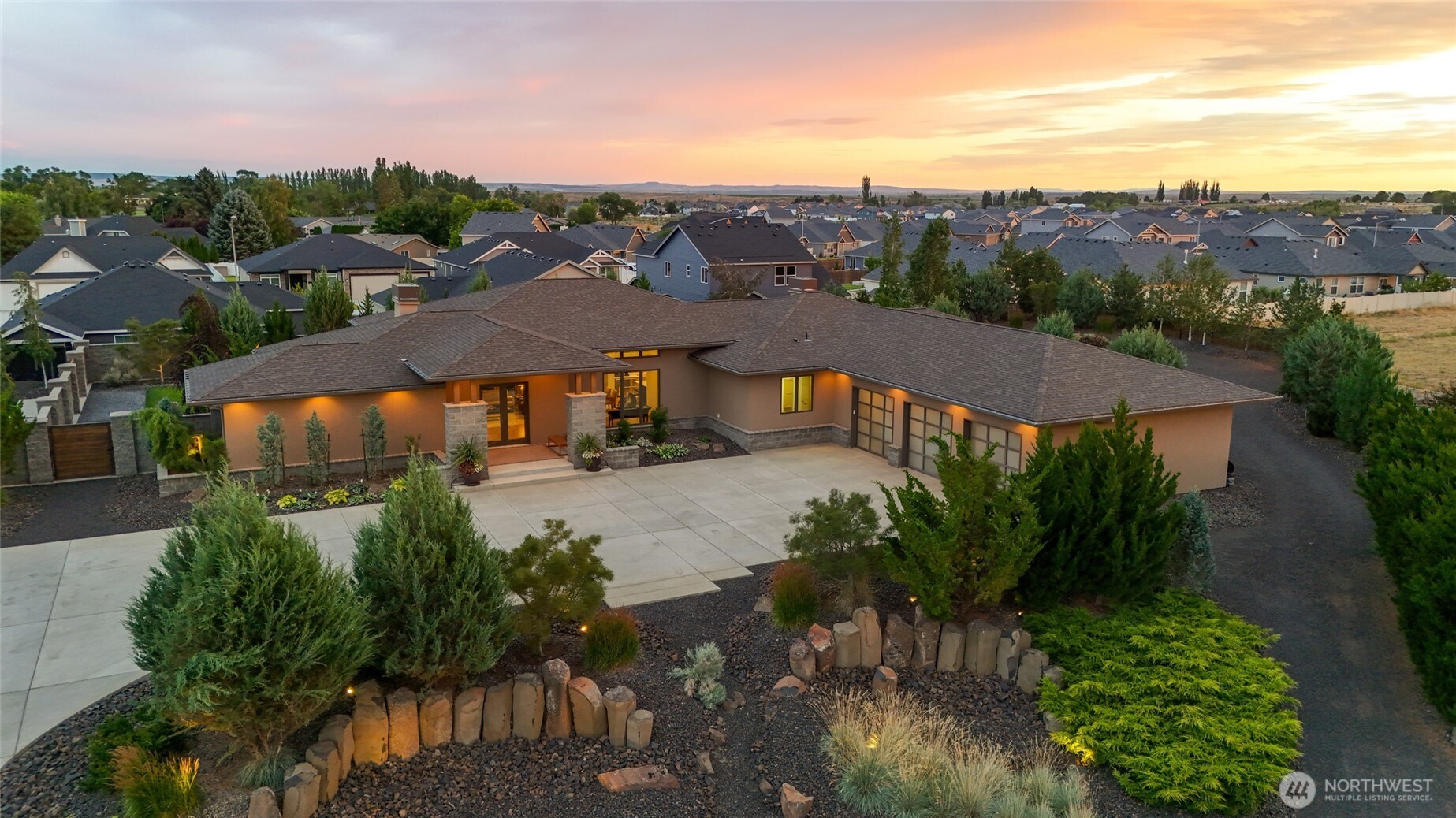 6375 Rd 1 8 NE Unit  Moses Lake WA 98837