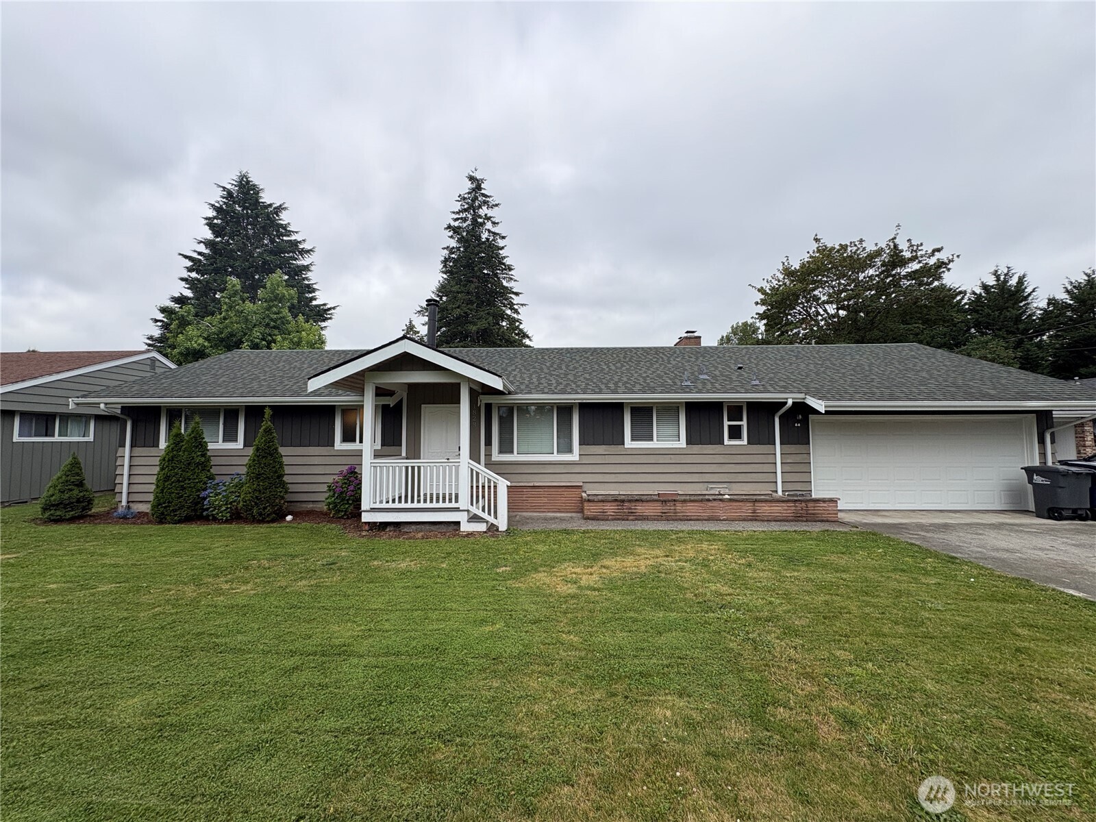 1828 Gossard St Enumclaw WA 98022