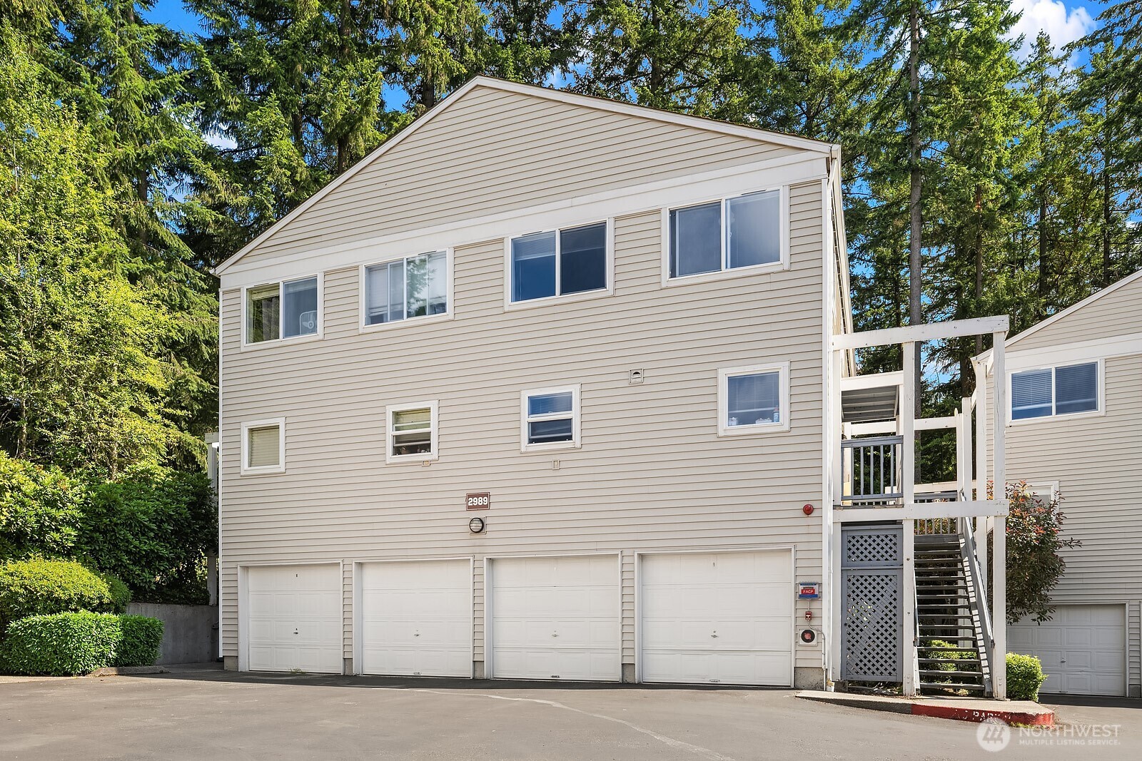 2989 142nd Pl SE Unit 3 Unit 3 Bellevue WA 98007