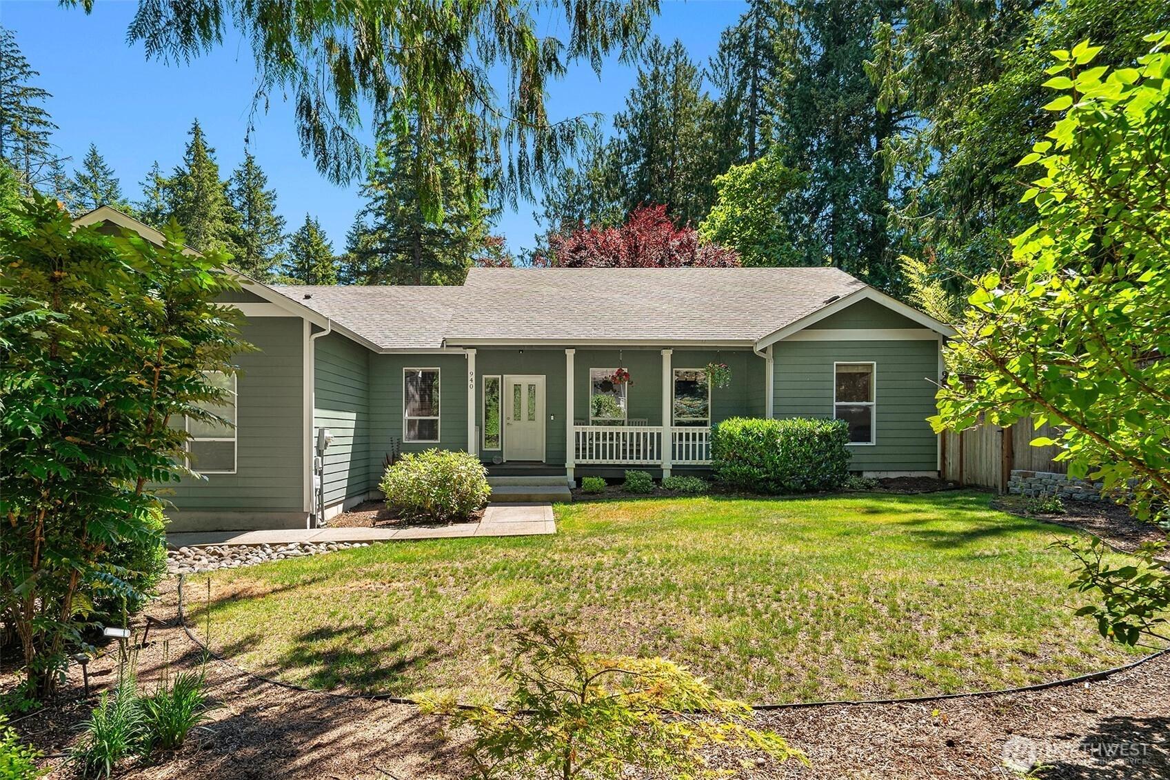 940 E Lakeshore Dr Allyn WA 98524