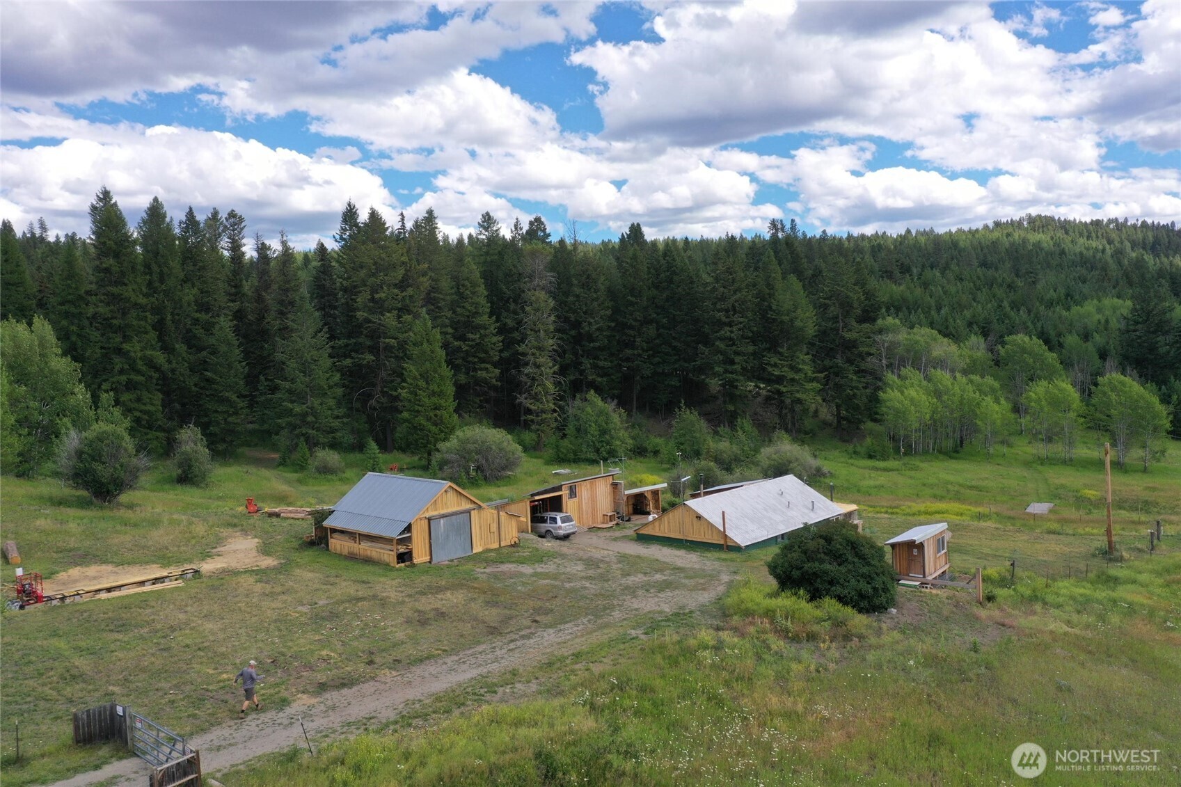 567 Pontiac Ridge Rd Oroville WA 98844