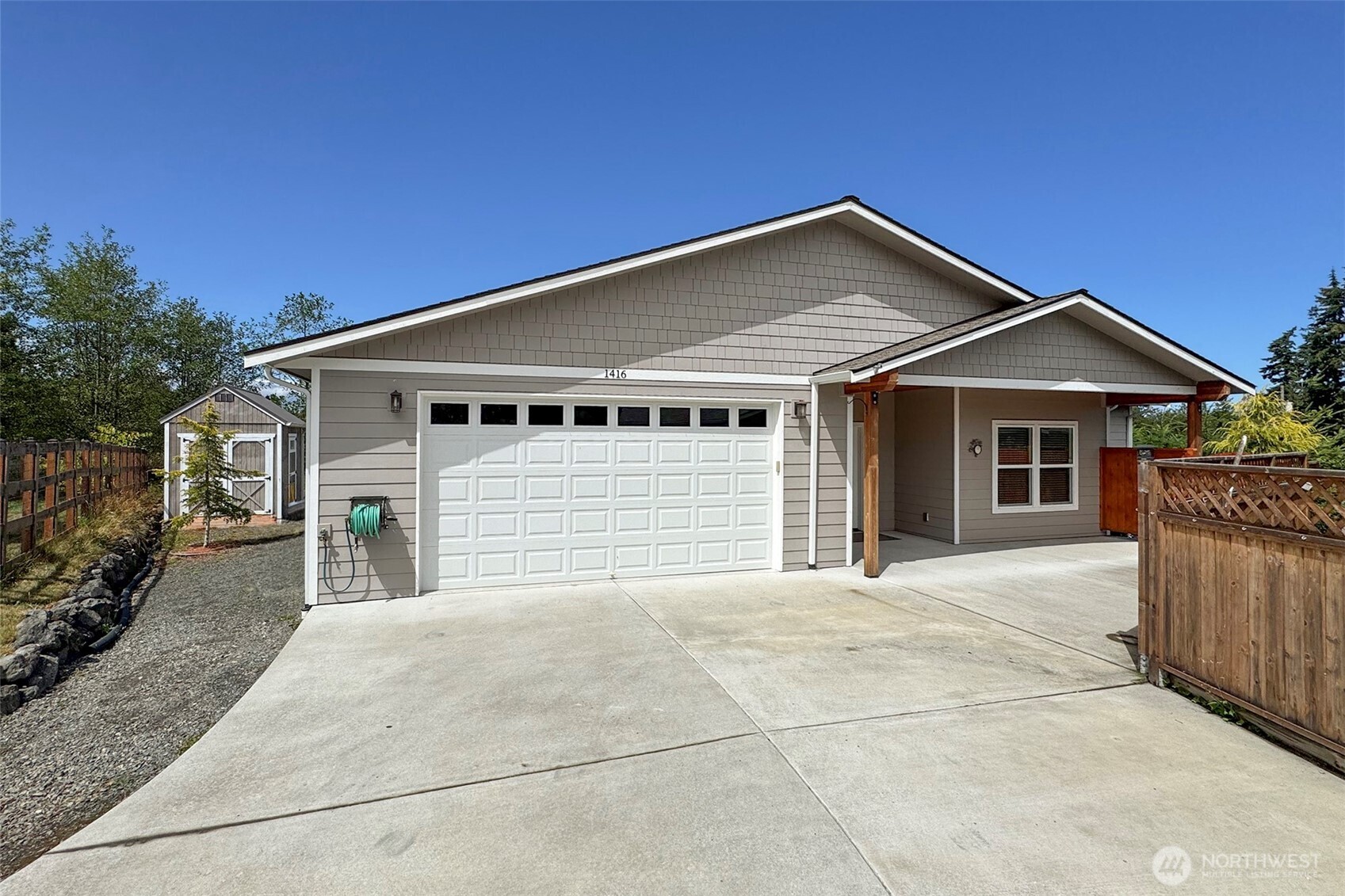 1416 Rook Dr Unit  Port Angeles WA 98362