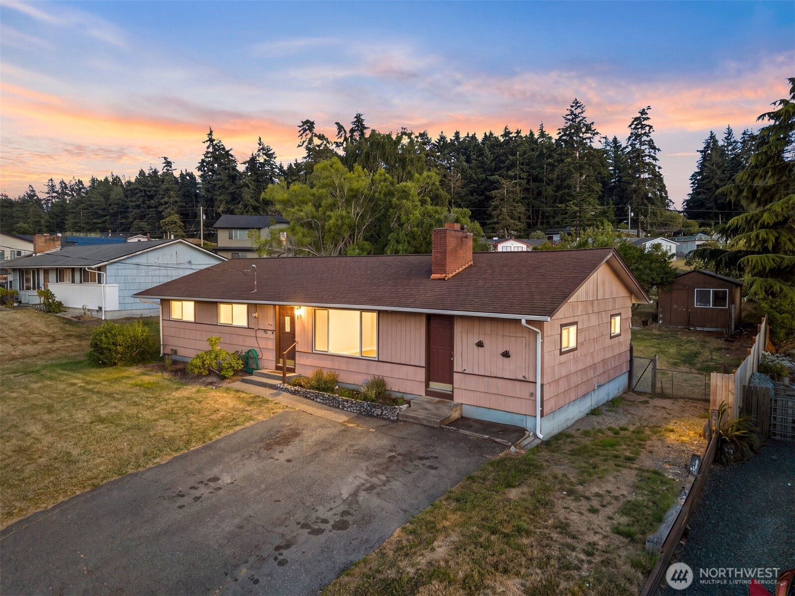 705 NE 6th St Unit  Coupeville WA 98236