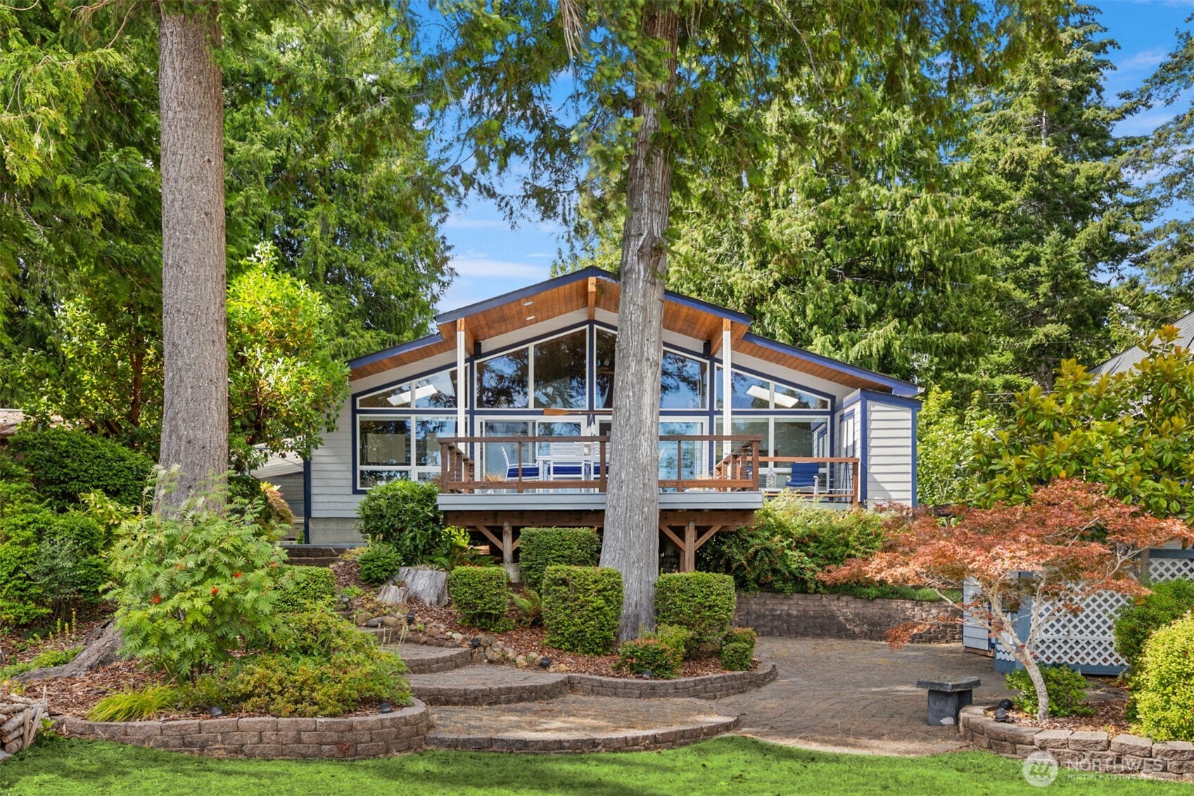 250 N Webster Ln Lilliwaup WA 98555