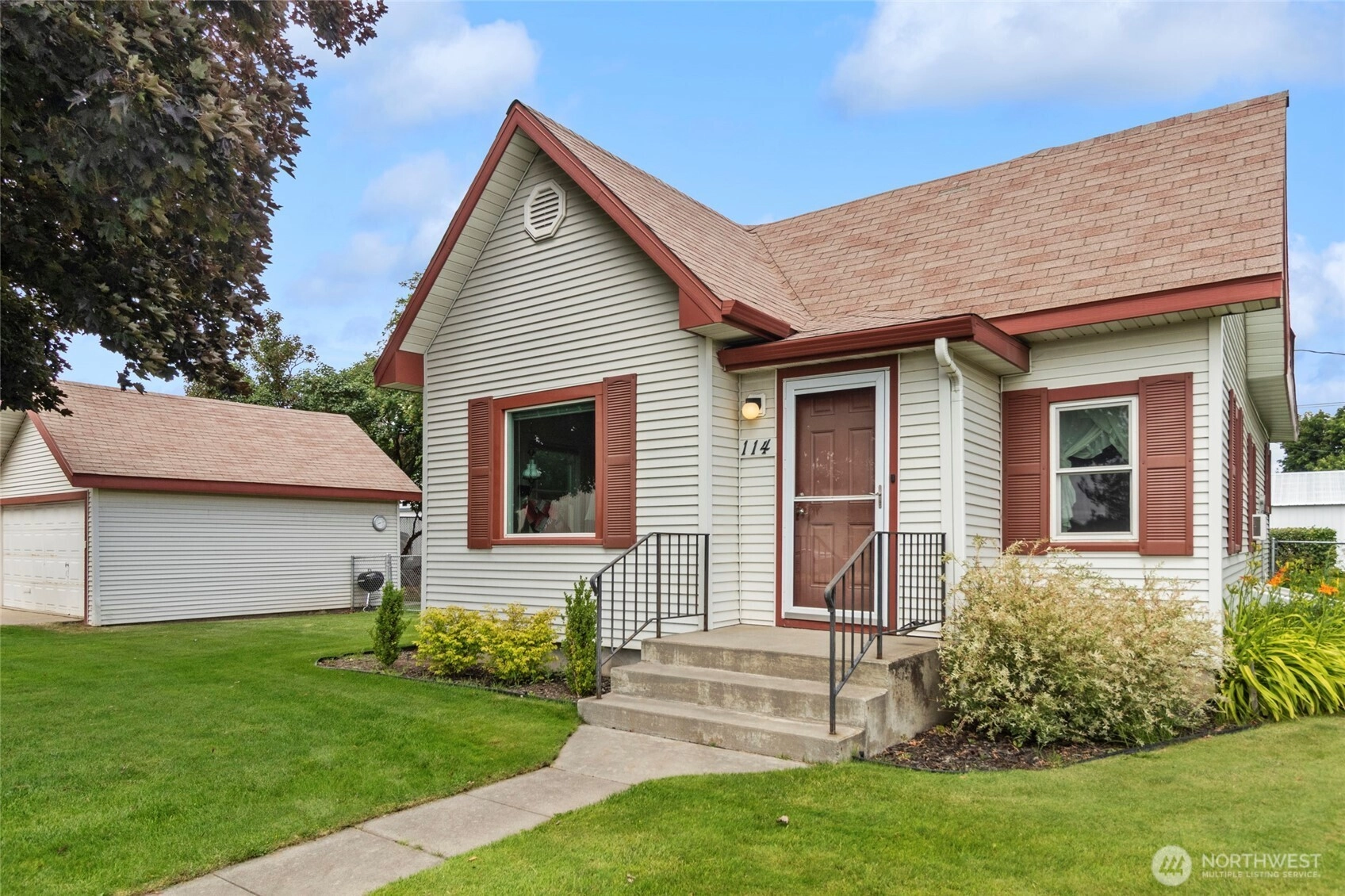 114 Logan St Unit  Davenport WA 99122