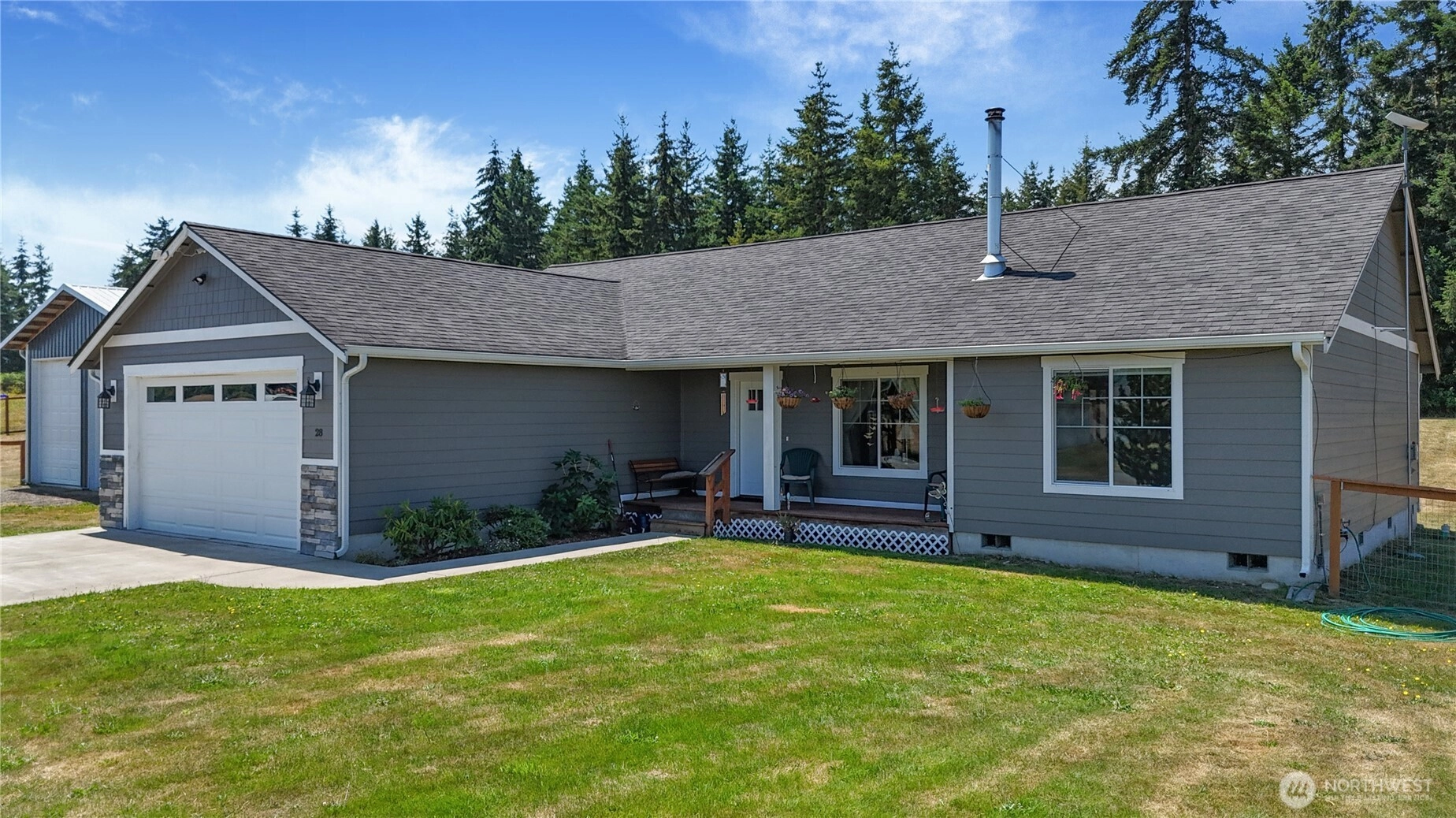 28 Shorthorn Ln Unit  Oakville WA 98568