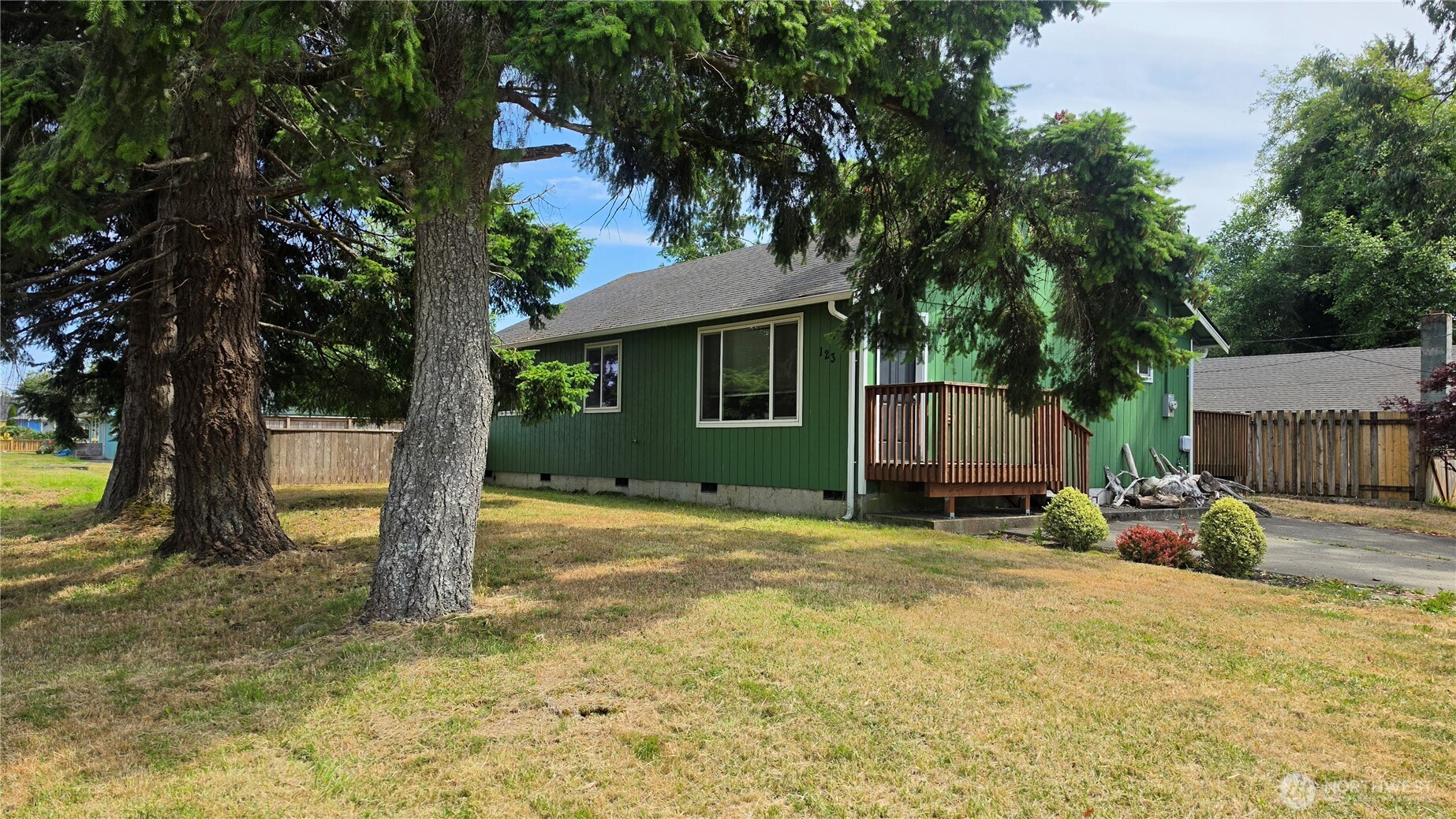 123 W Marion St Unit  Aberdeen WA 98520
