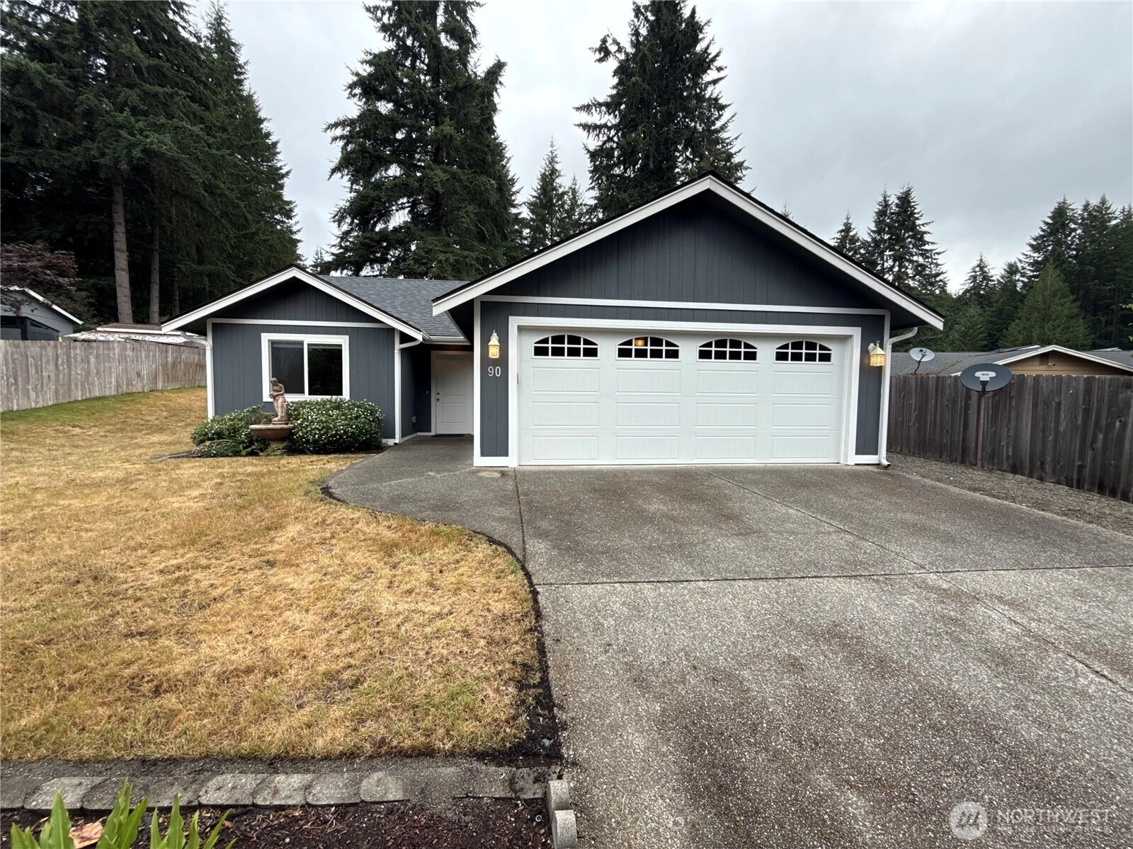 90 NE Harpoon Ct Belfair WA 98528