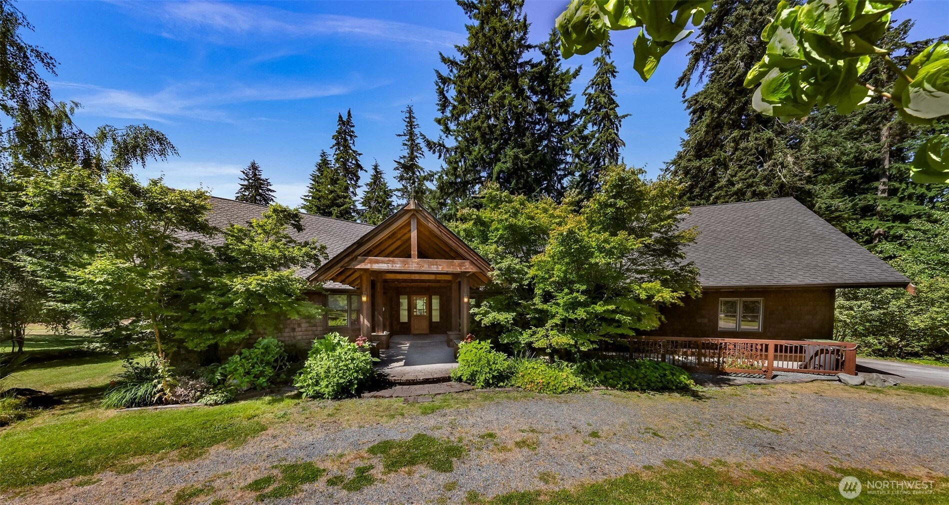 6701 Holst Rd Clinton WA 98236